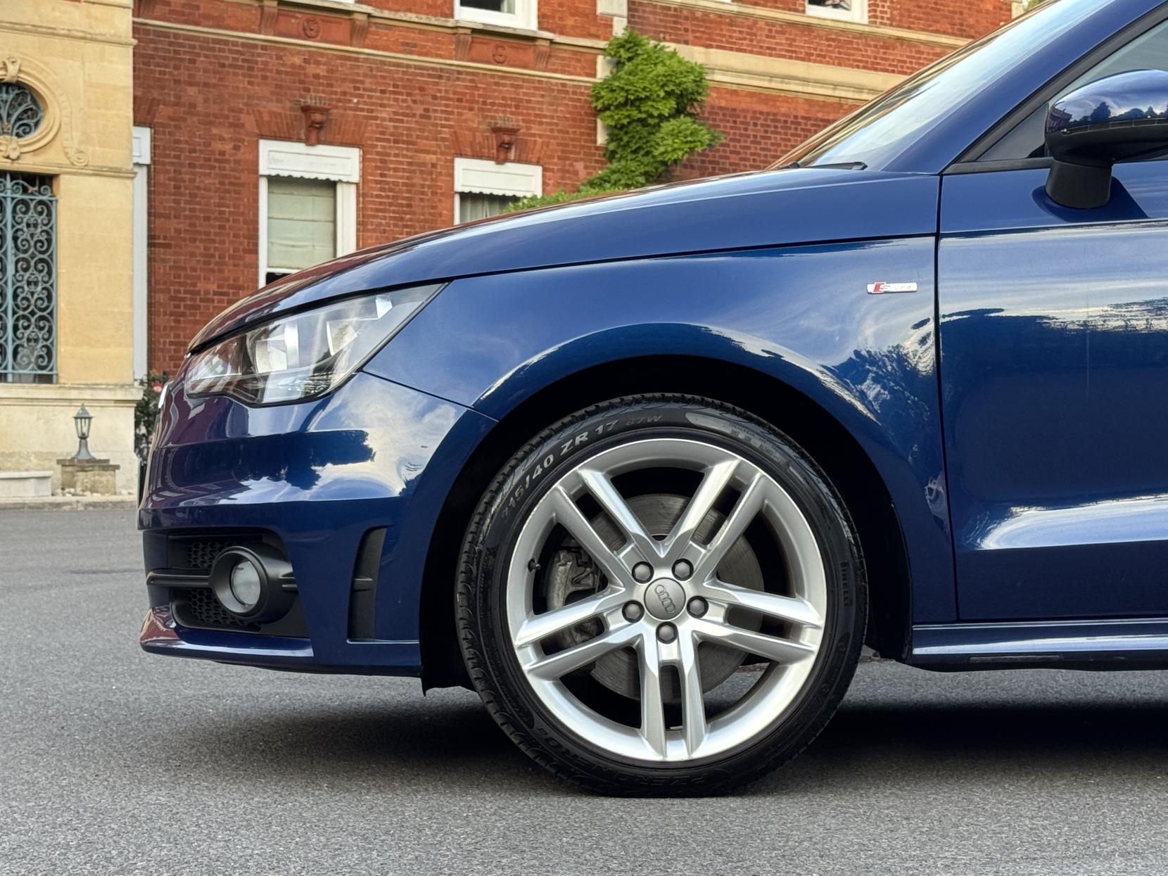 Audi A1 2.0 TDI S line Hatchback 3dr Diesel Manual Euro 5 (s/s) (143 ps)