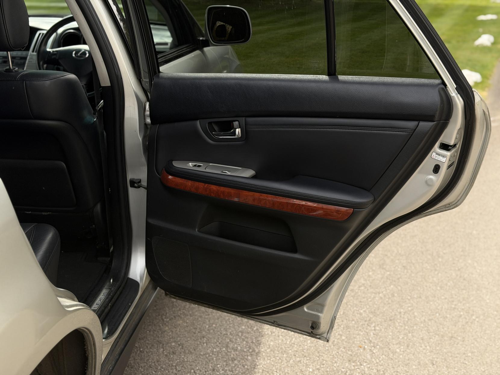 Lexus RX 3.5 350 SE SUV 5dr Petrol Automatic (264 g/km, 272 bhp)