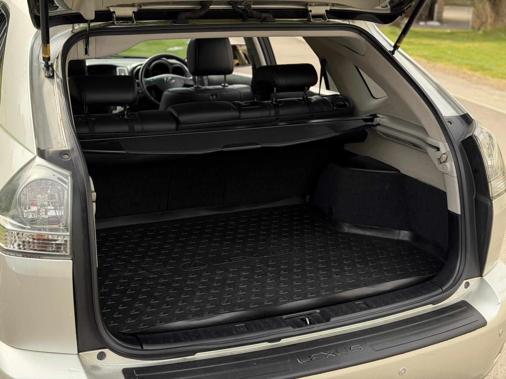 Lexus RX 3.5 350 SE SUV 5dr Petrol Automatic (264 g/km, 272 bhp)