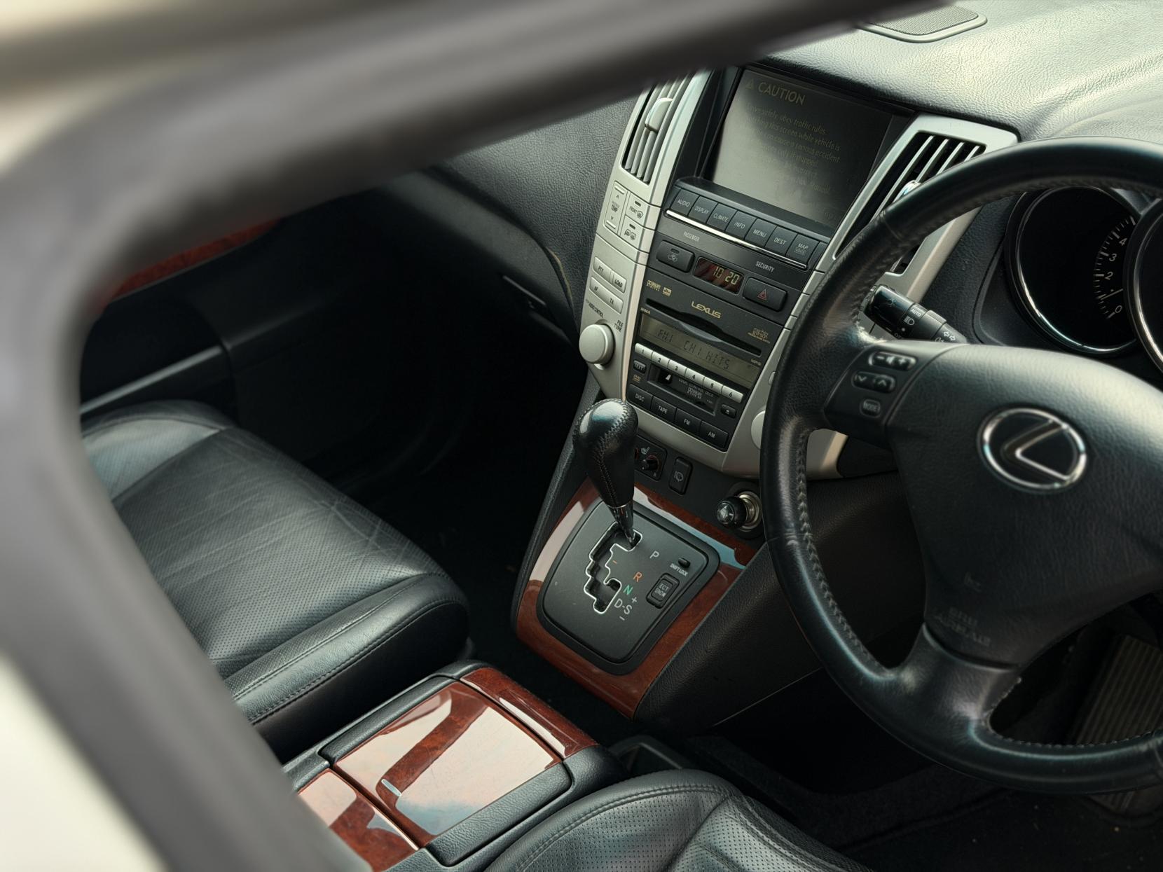 Lexus RX 3.5 350 SE SUV 5dr Petrol Automatic (264 g/km, 272 bhp)