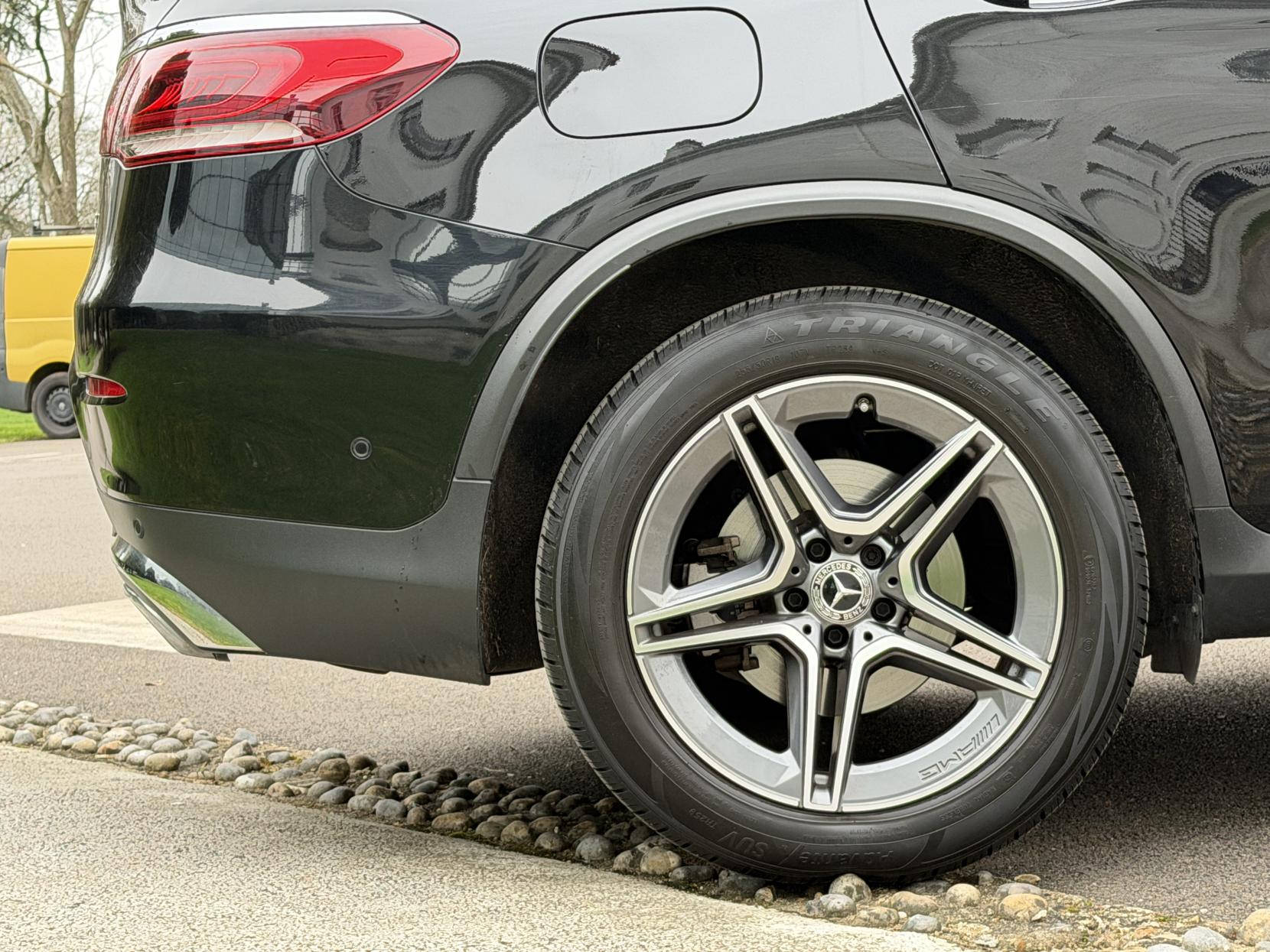 Mercedes-Benz GLC 2.0 GLC300h MHEV AMG Line Coupe 5dr Petrol Hybrid G-Tronic+ 4MATIC Euro 6 (s/s) (272 ps)