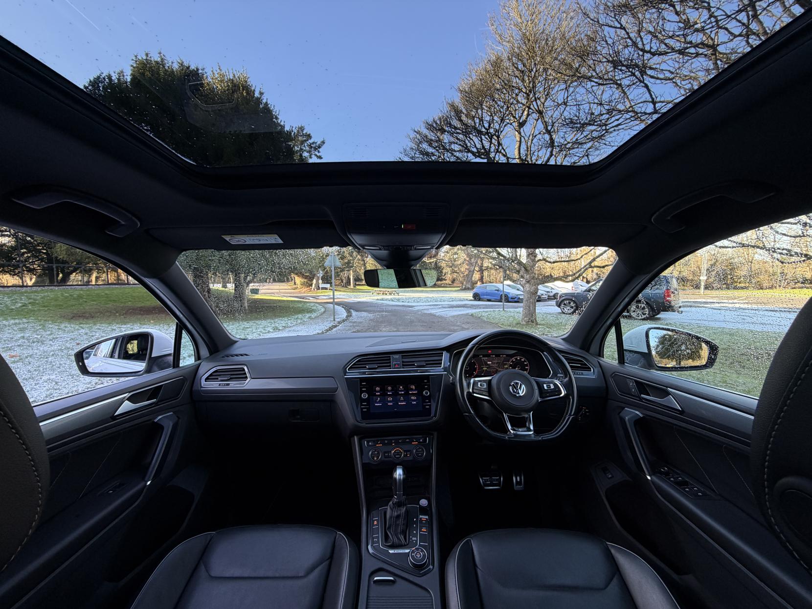 Volkswagen Tiguan 2.0 TDI R-Line SUV 5dr Diesel DSG 4Motion Euro 6 (s/s) (150 ps)