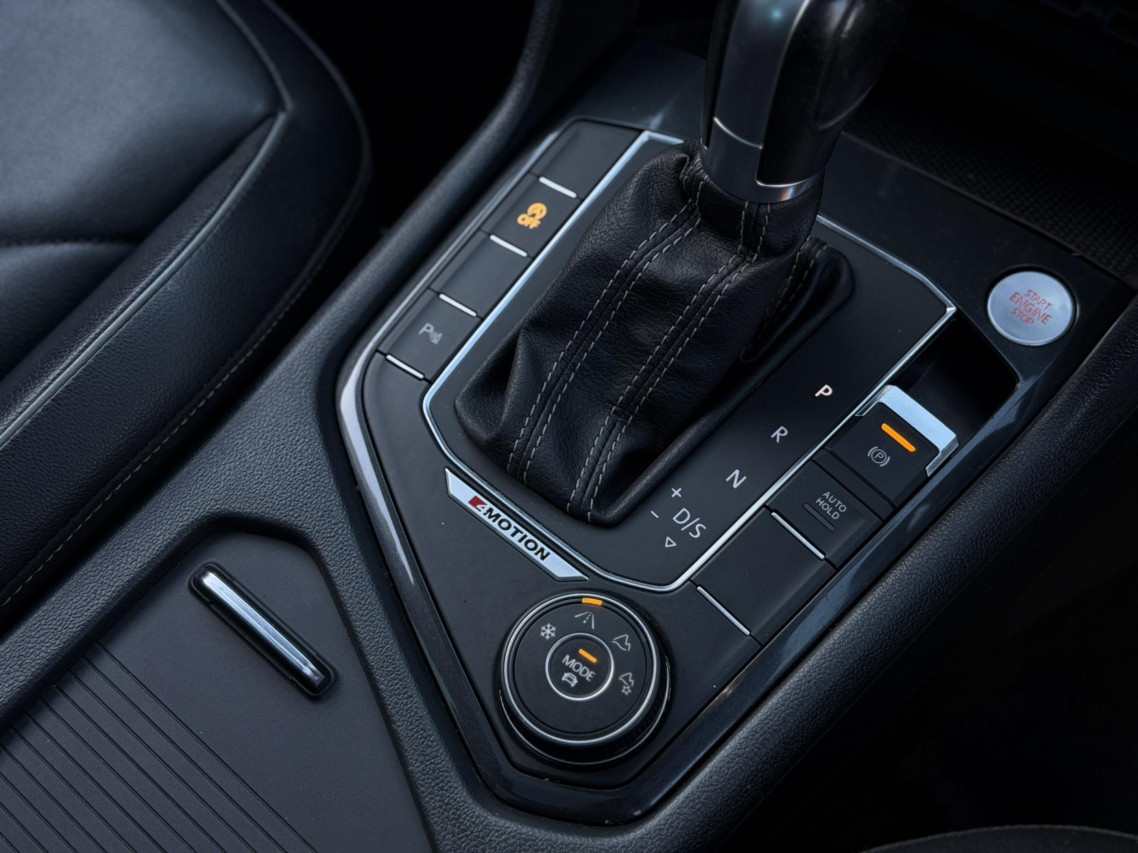 Volkswagen Tiguan 2.0 TDI R-Line SUV 5dr Diesel DSG 4Motion Euro 6 (s/s) (150 ps)