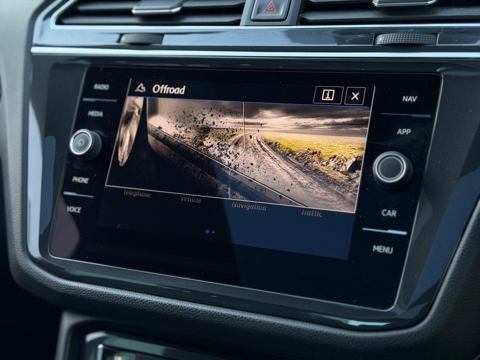 Volkswagen Tiguan 2.0 TDI R-Line SUV 5dr Diesel DSG 4Motion Euro 6 (s/s) (150 ps)