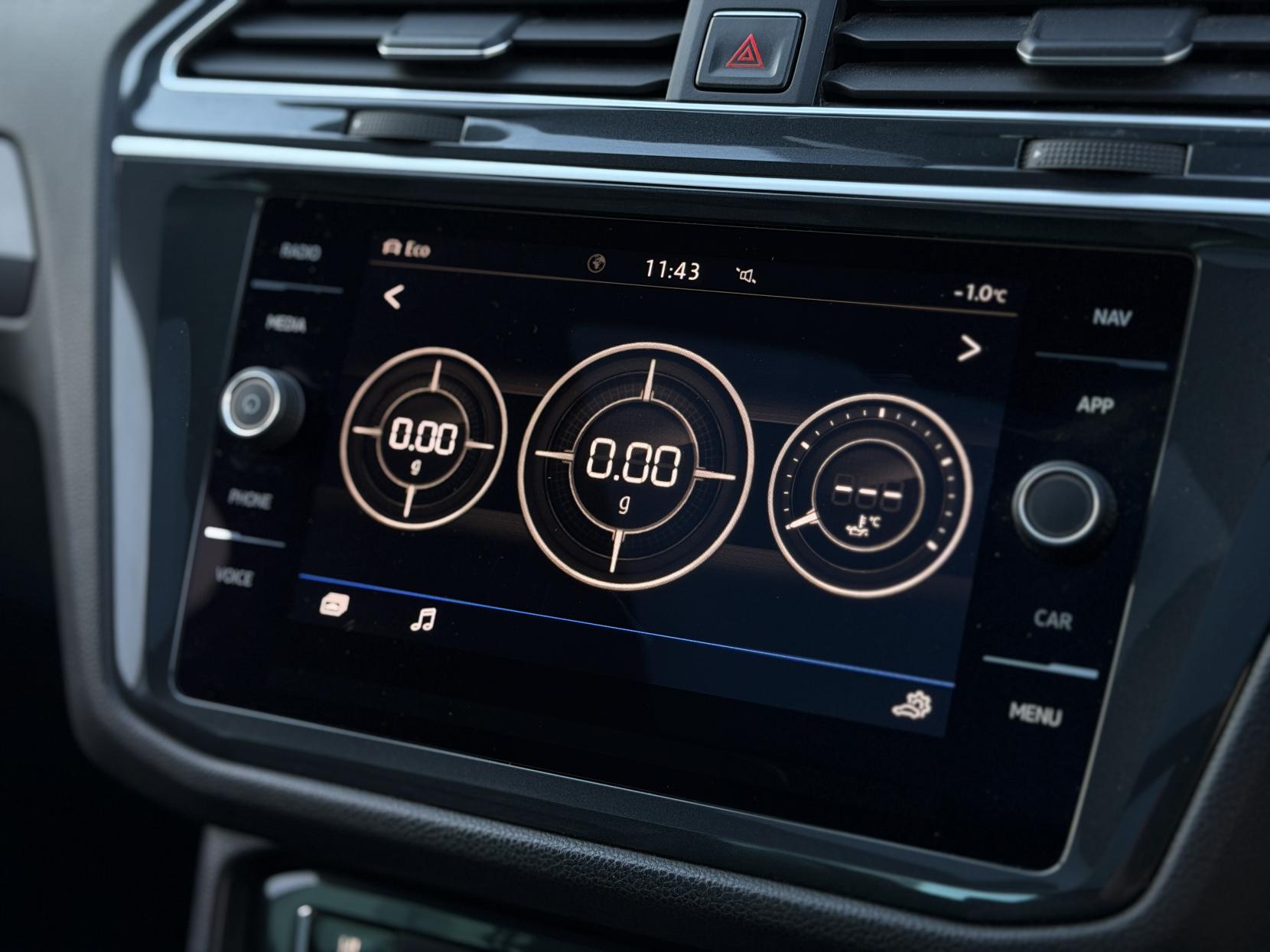 Volkswagen Tiguan 2.0 TDI R-Line SUV 5dr Diesel DSG 4Motion Euro 6 (s/s) (150 ps)