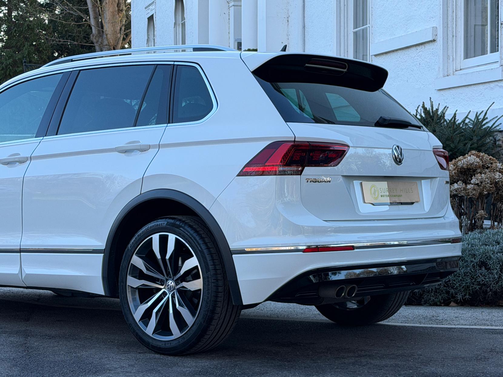 Volkswagen Tiguan 2.0 TDI R-Line SUV 5dr Diesel DSG 4Motion Euro 6 (s/s) (150 ps)