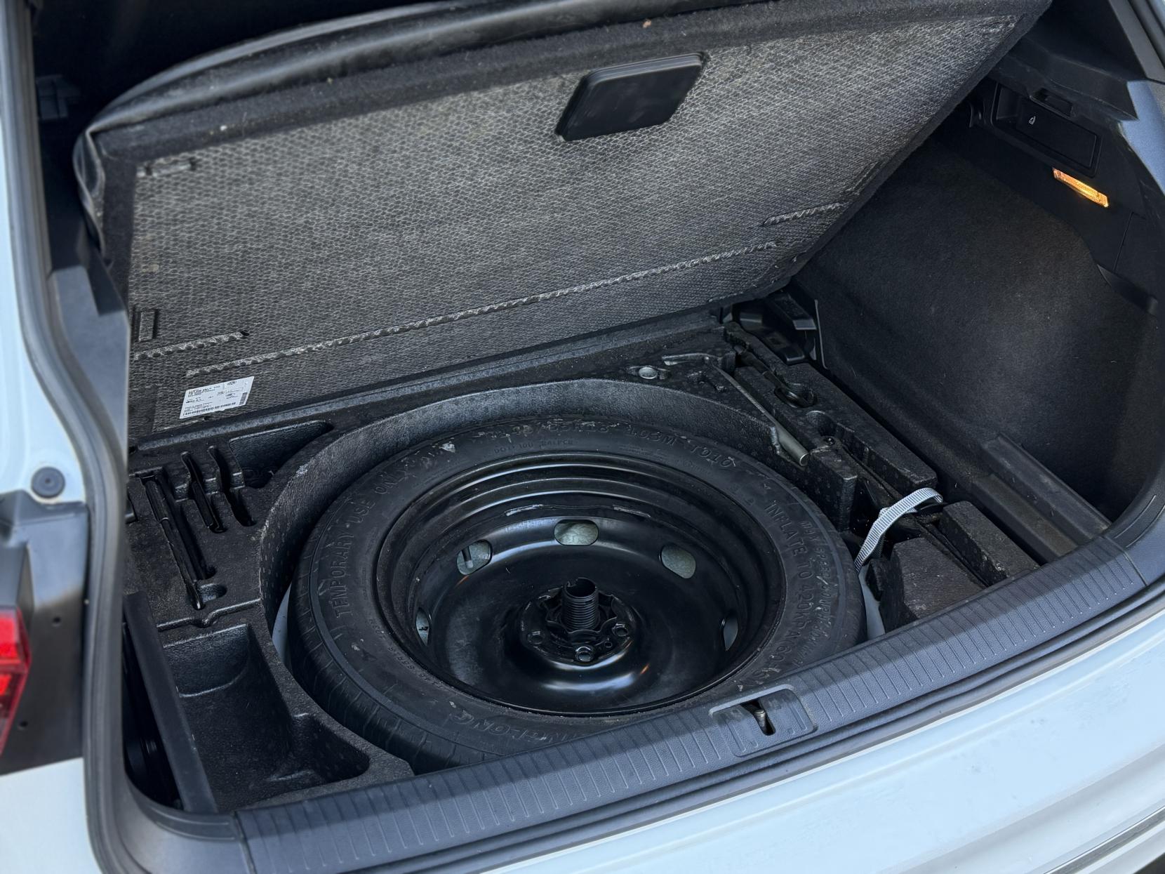 Volkswagen Tiguan 2.0 TDI R-Line SUV 5dr Diesel DSG 4Motion Euro 6 (s/s) (150 ps)