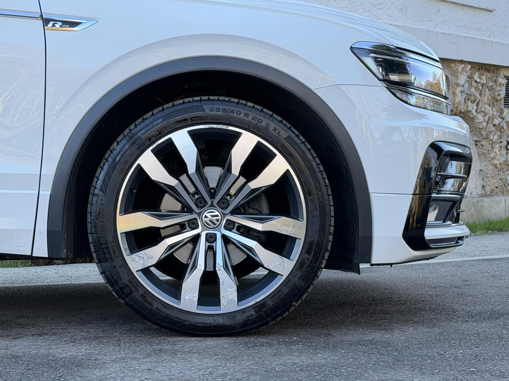 Volkswagen Tiguan 2.0 TDI R-Line SUV 5dr Diesel DSG 4Motion Euro 6 (s/s) (150 ps)