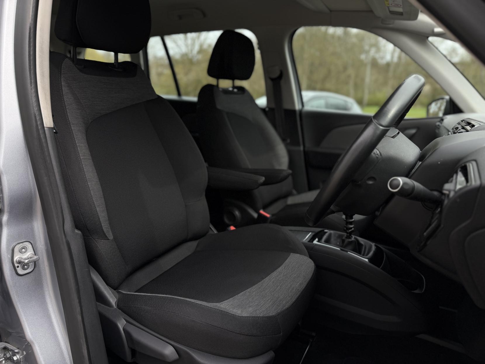 Citroen Grand C4 SpaceTourer 1.5 BlueHDi Live MPV 5dr Diesel Manual Euro 6 (s/s) (130 ps)