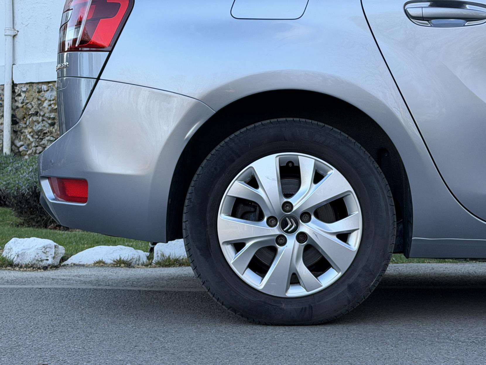 Citroen Grand C4 SpaceTourer 1.5 BlueHDi Live MPV 5dr Diesel Manual Euro 6 (s/s) (130 ps)