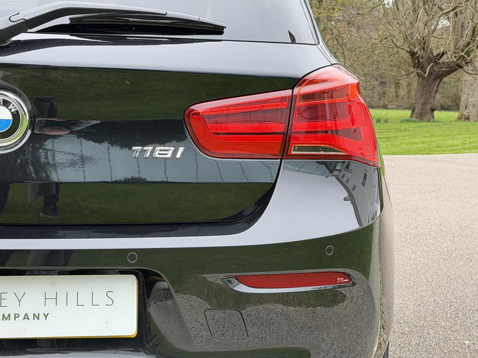 BMW 1 Series 1.5 118i Sport Hatchback 5dr Petrol Manual Euro 6 (s/s) (136 ps)