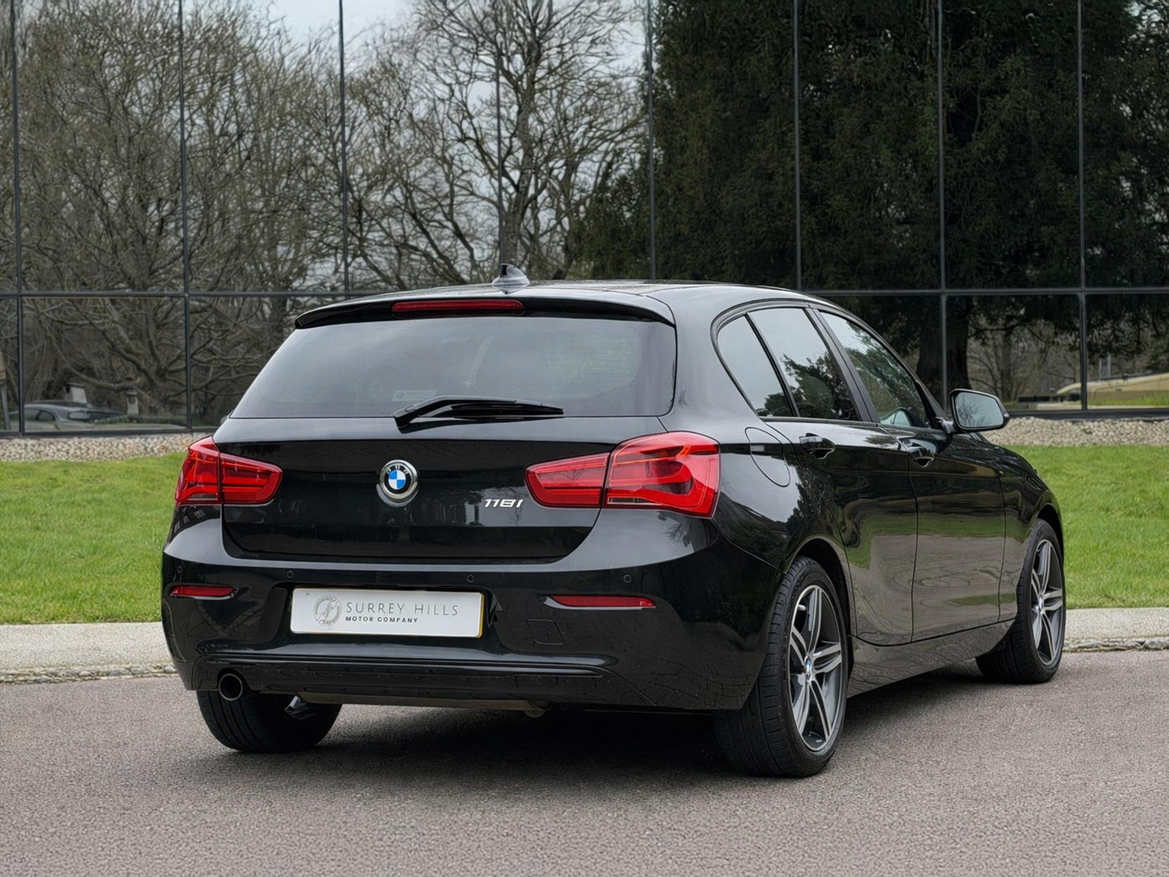 BMW 1 Series 1.5 118i Sport Hatchback 5dr Petrol Manual Euro 6 (s/s) (136 ps)