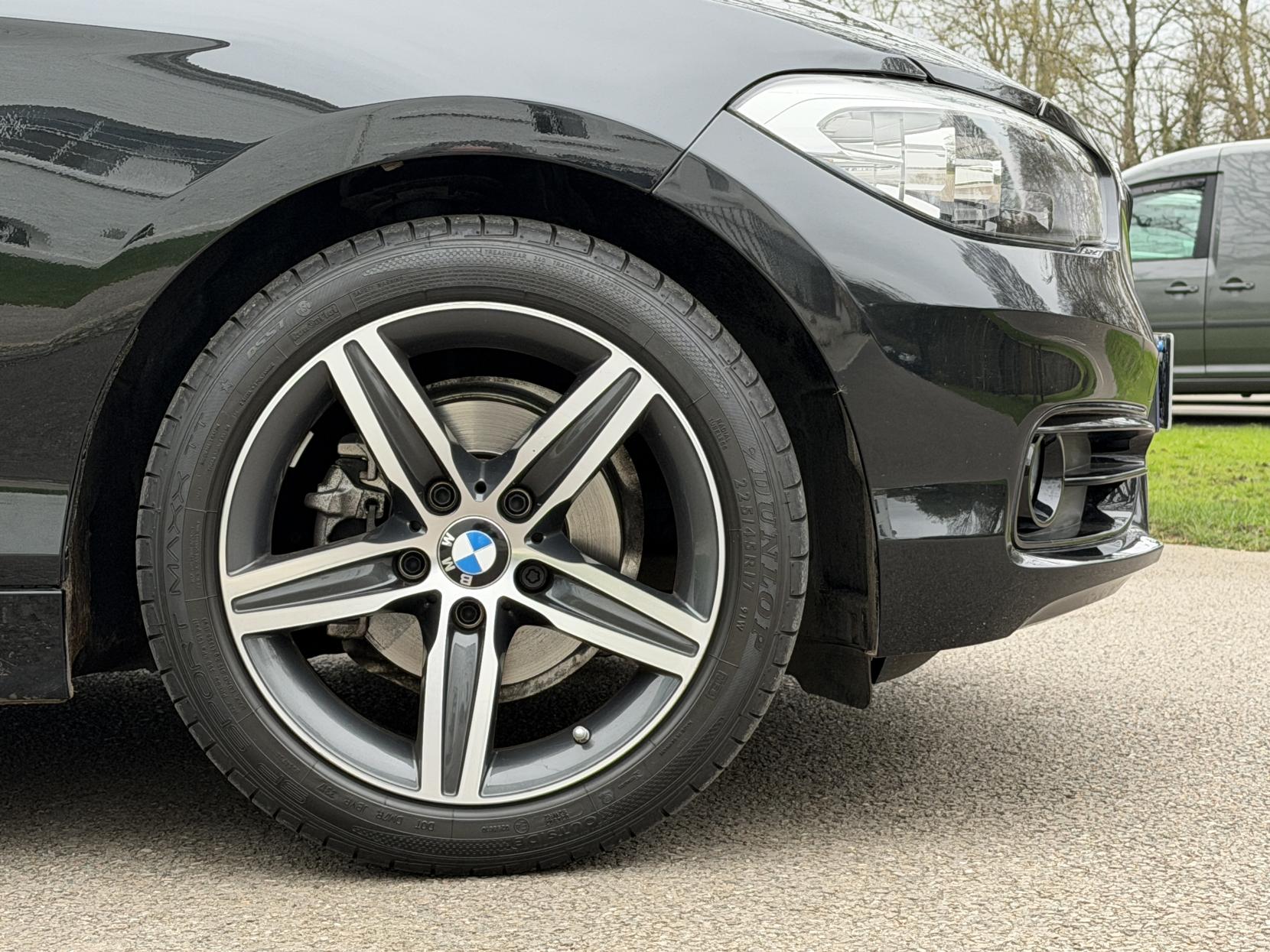 BMW 1 Series 1.5 118i Sport Hatchback 5dr Petrol Manual Euro 6 (s/s) (136 ps)