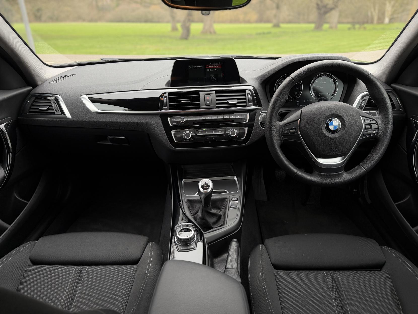 BMW 1 Series 1.5 118i Sport Hatchback 5dr Petrol Manual Euro 6 (s/s) (136 ps)