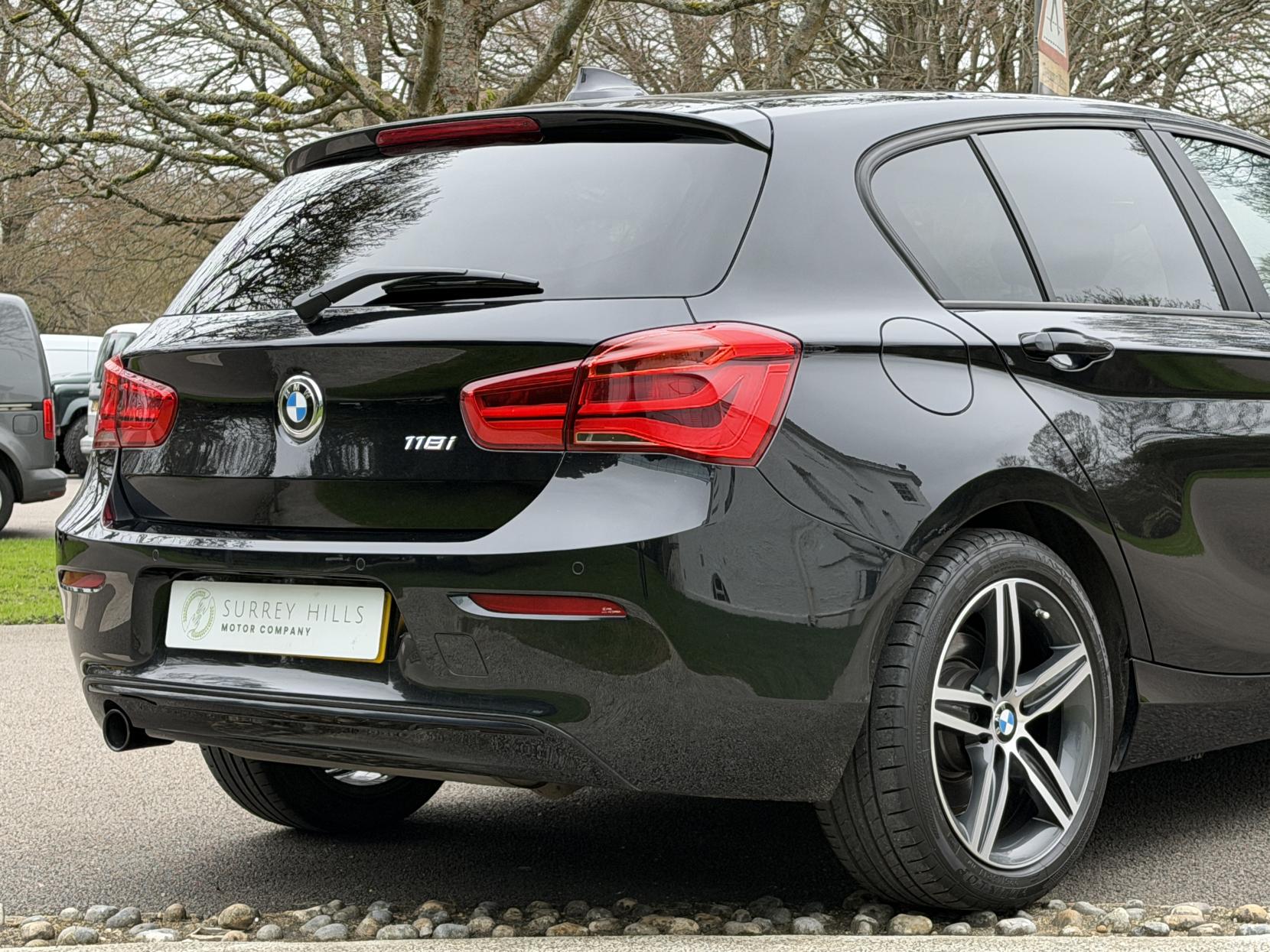 BMW 1 Series 1.5 118i Sport Hatchback 5dr Petrol Manual Euro 6 (s/s) (136 ps)
