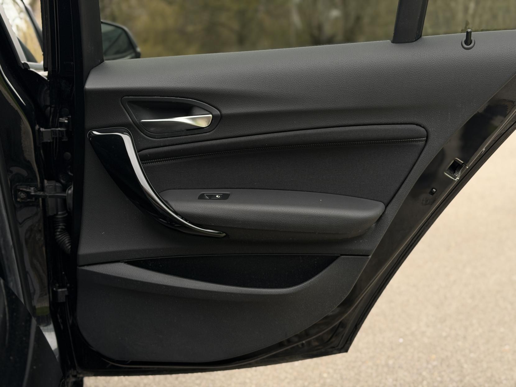 BMW 1 Series 1.5 118i Sport Hatchback 5dr Petrol Manual Euro 6 (s/s) (136 ps)