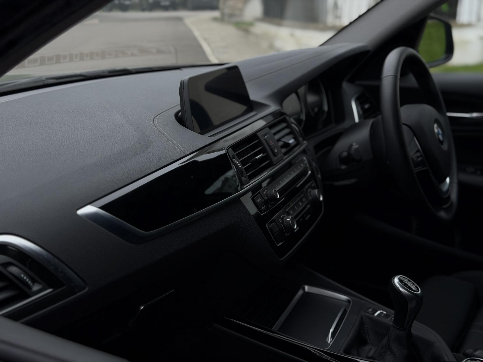 BMW 1 Series 1.5 118i Sport Hatchback 5dr Petrol Manual Euro 6 (s/s) (136 ps)