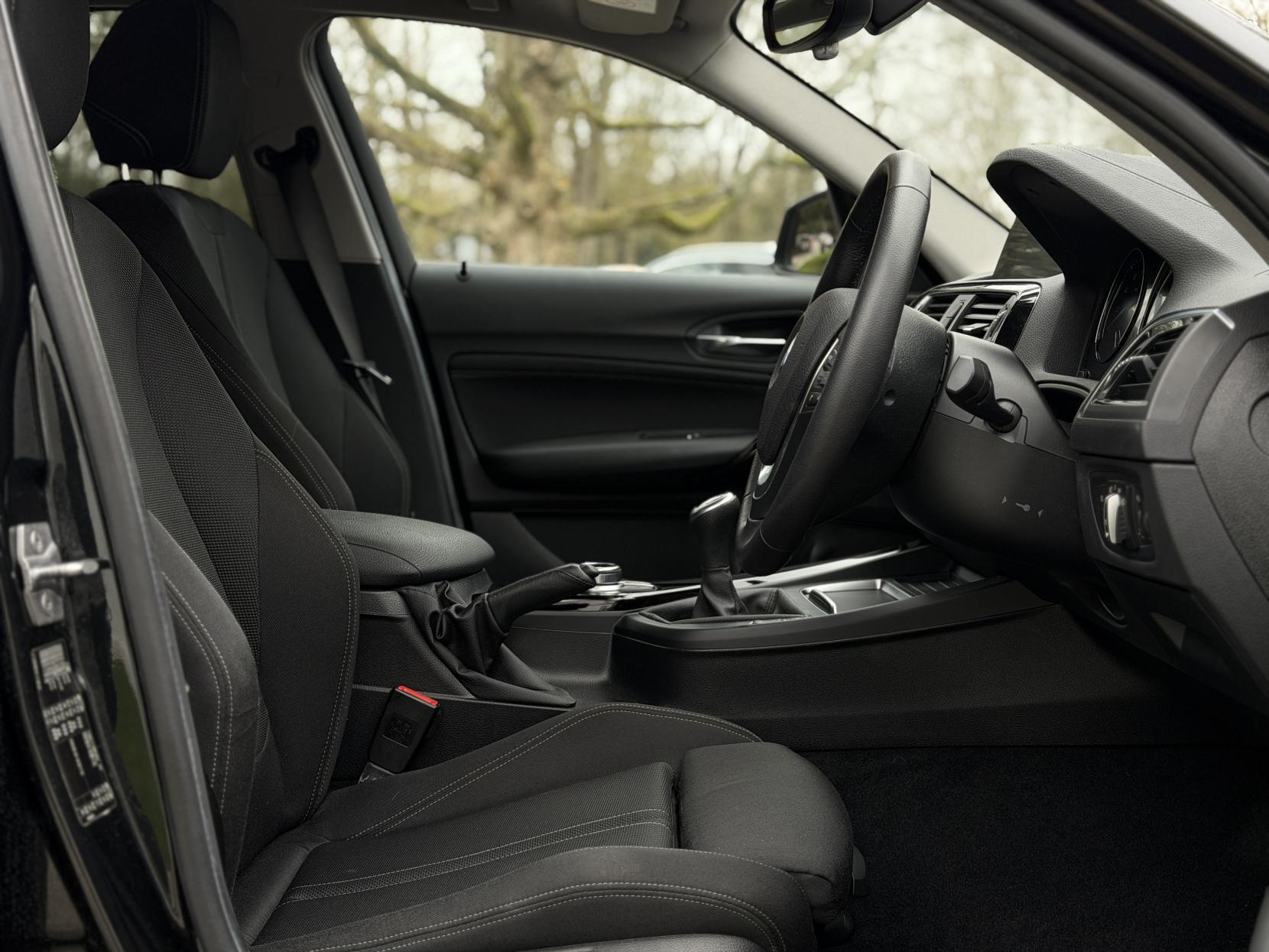 BMW 1 Series 1.5 118i Sport Hatchback 5dr Petrol Manual Euro 6 (s/s) (136 ps)