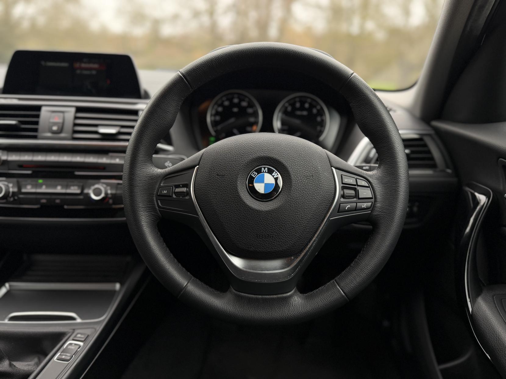 BMW 1 Series 1.5 118i Sport Hatchback 5dr Petrol Manual Euro 6 (s/s) (136 ps)