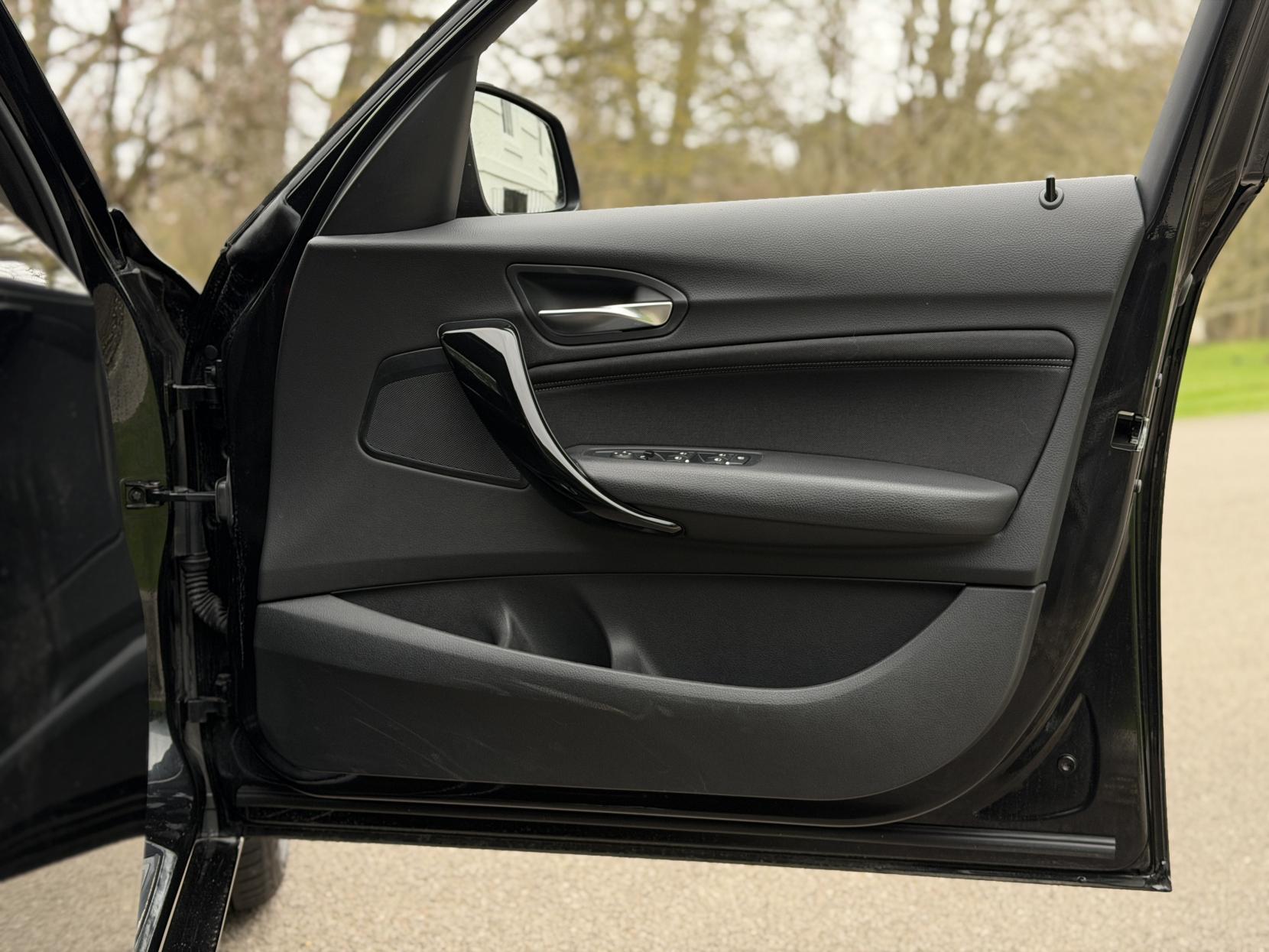 BMW 1 Series 1.5 118i Sport Hatchback 5dr Petrol Manual Euro 6 (s/s) (136 ps)