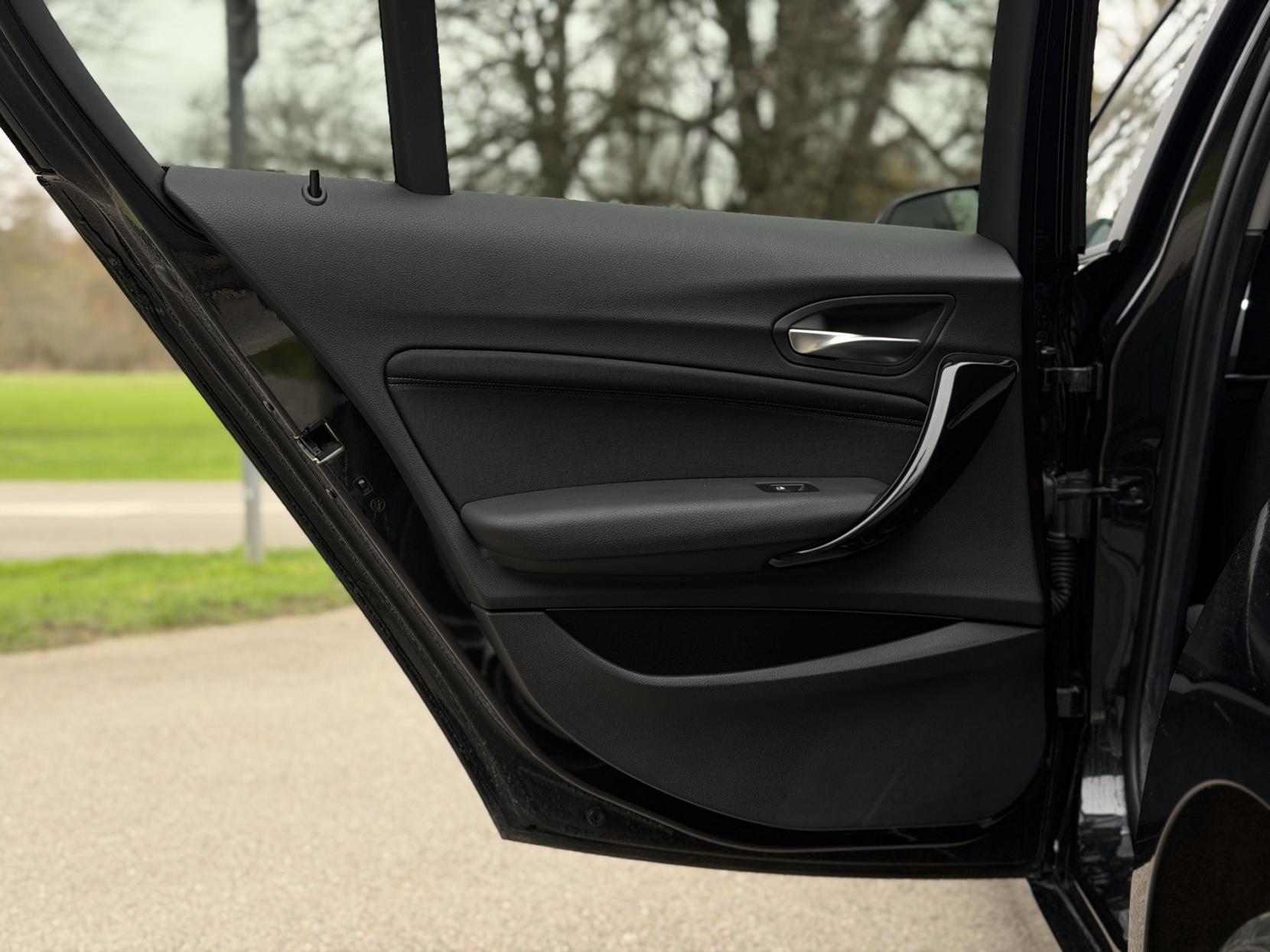 BMW 1 Series 1.5 118i Sport Hatchback 5dr Petrol Manual Euro 6 (s/s) (136 ps)