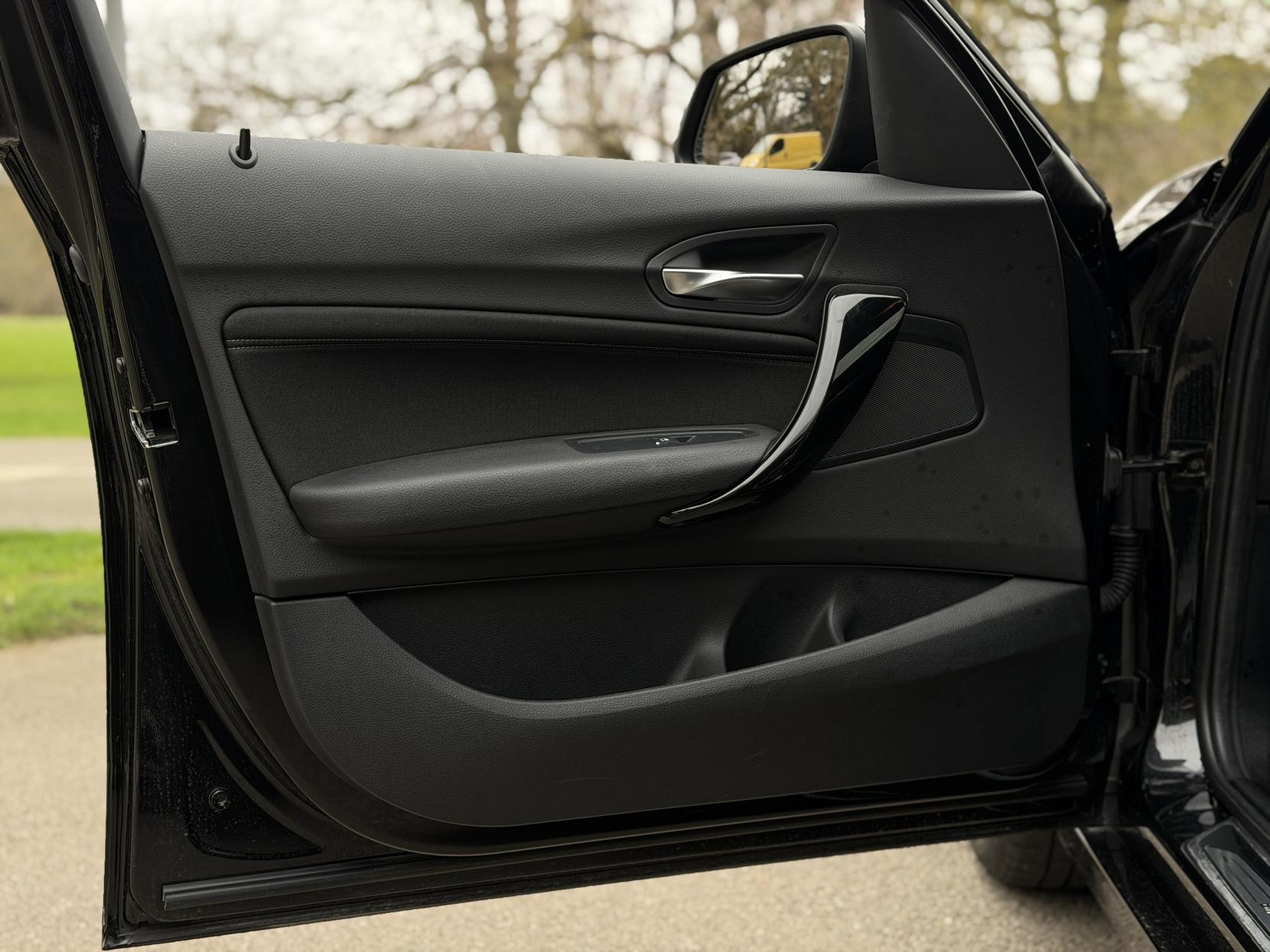 BMW 1 Series 1.5 118i Sport Hatchback 5dr Petrol Manual Euro 6 (s/s) (136 ps)