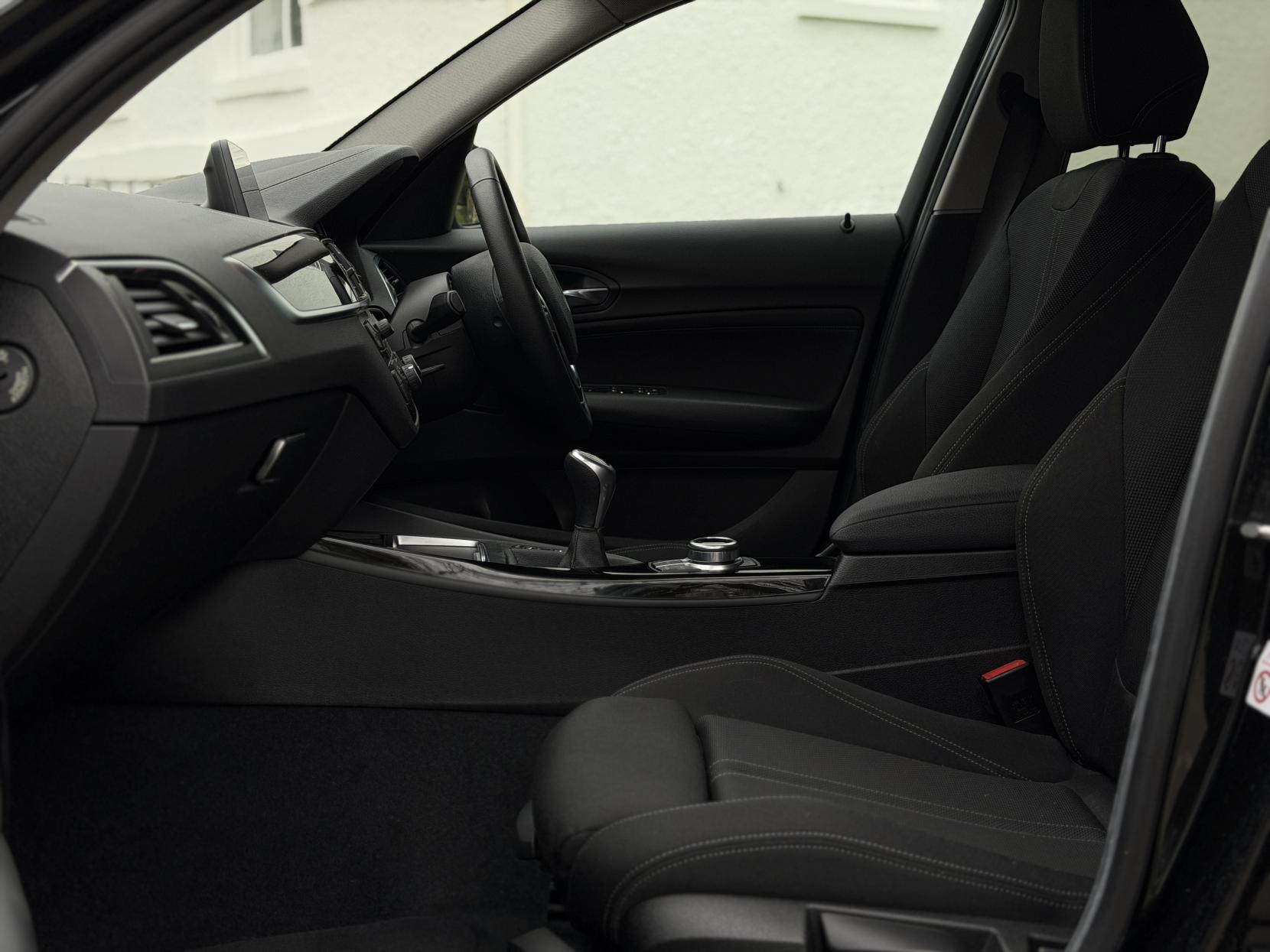 BMW 1 Series 1.5 118i Sport Hatchback 5dr Petrol Manual Euro 6 (s/s) (136 ps)