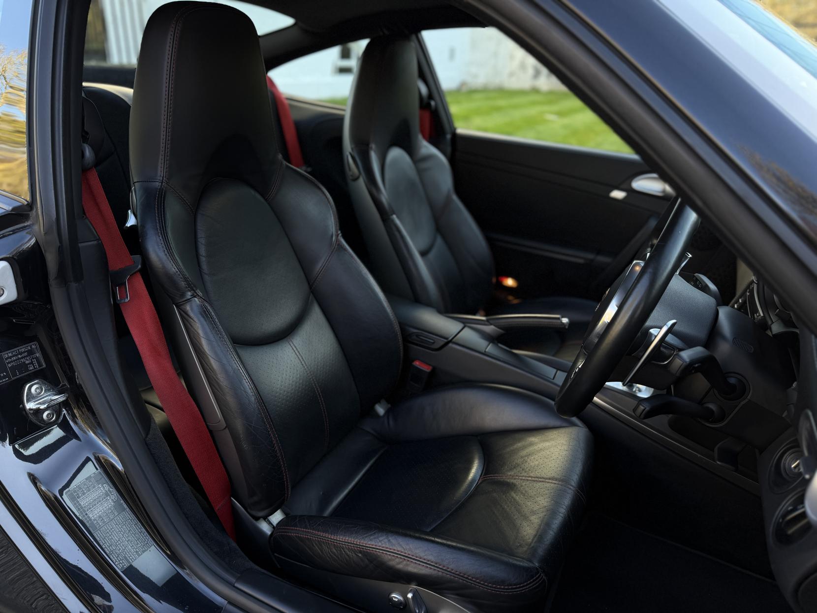 Porsche 911 3.8 997 Carrera S Coupe 2dr Petrol PDK (240 g/km, 385 bhp)