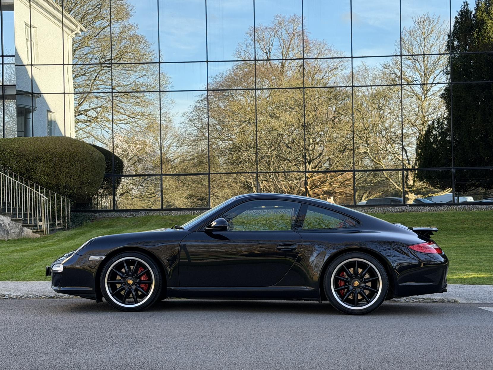 Porsche 911 3.8 997 Carrera S Coupe 2dr Petrol PDK (240 g/km, 385 bhp)