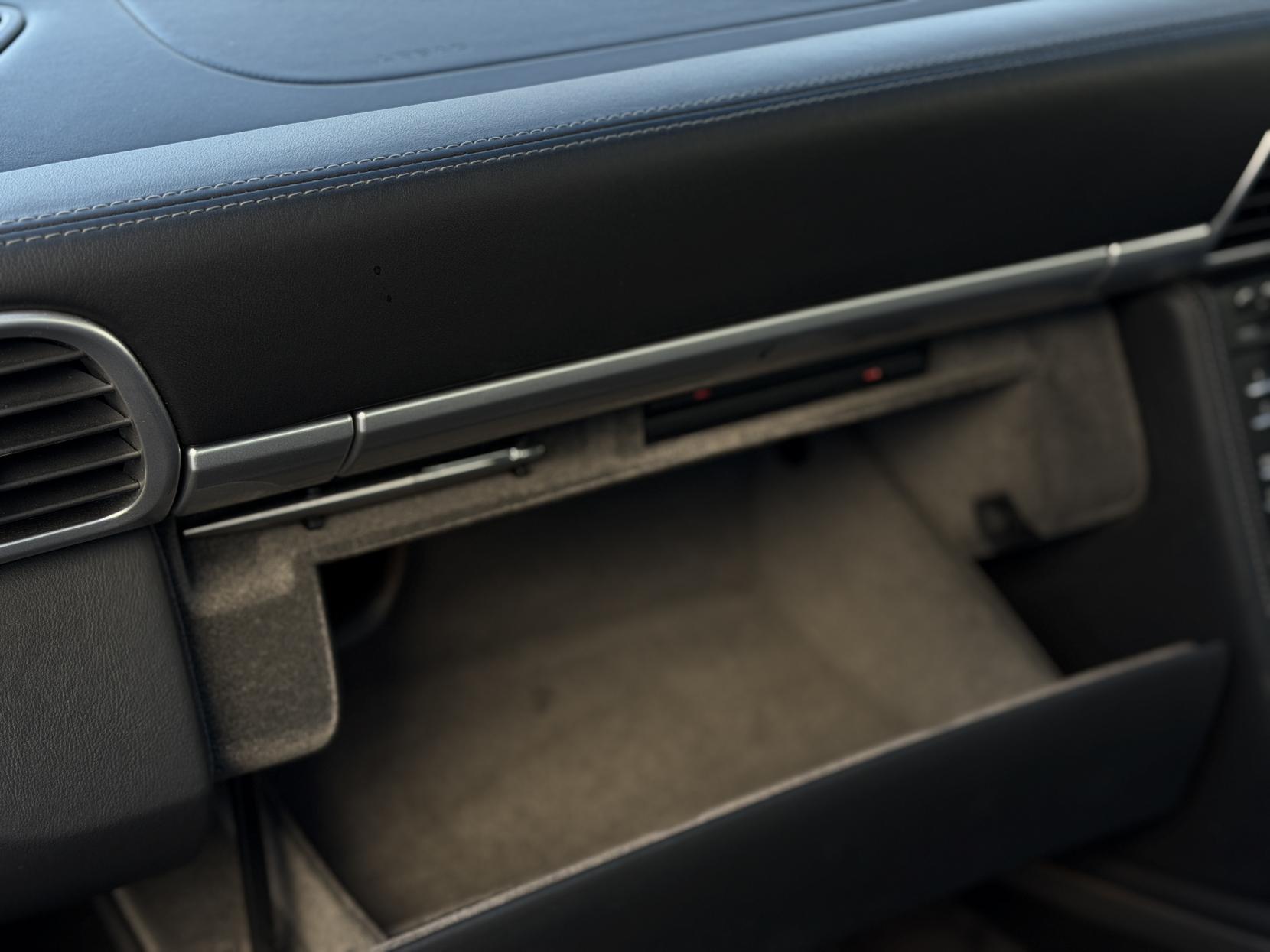 Porsche 911 3.8 997 Carrera S Coupe 2dr Petrol PDK (240 g/km, 385 bhp)