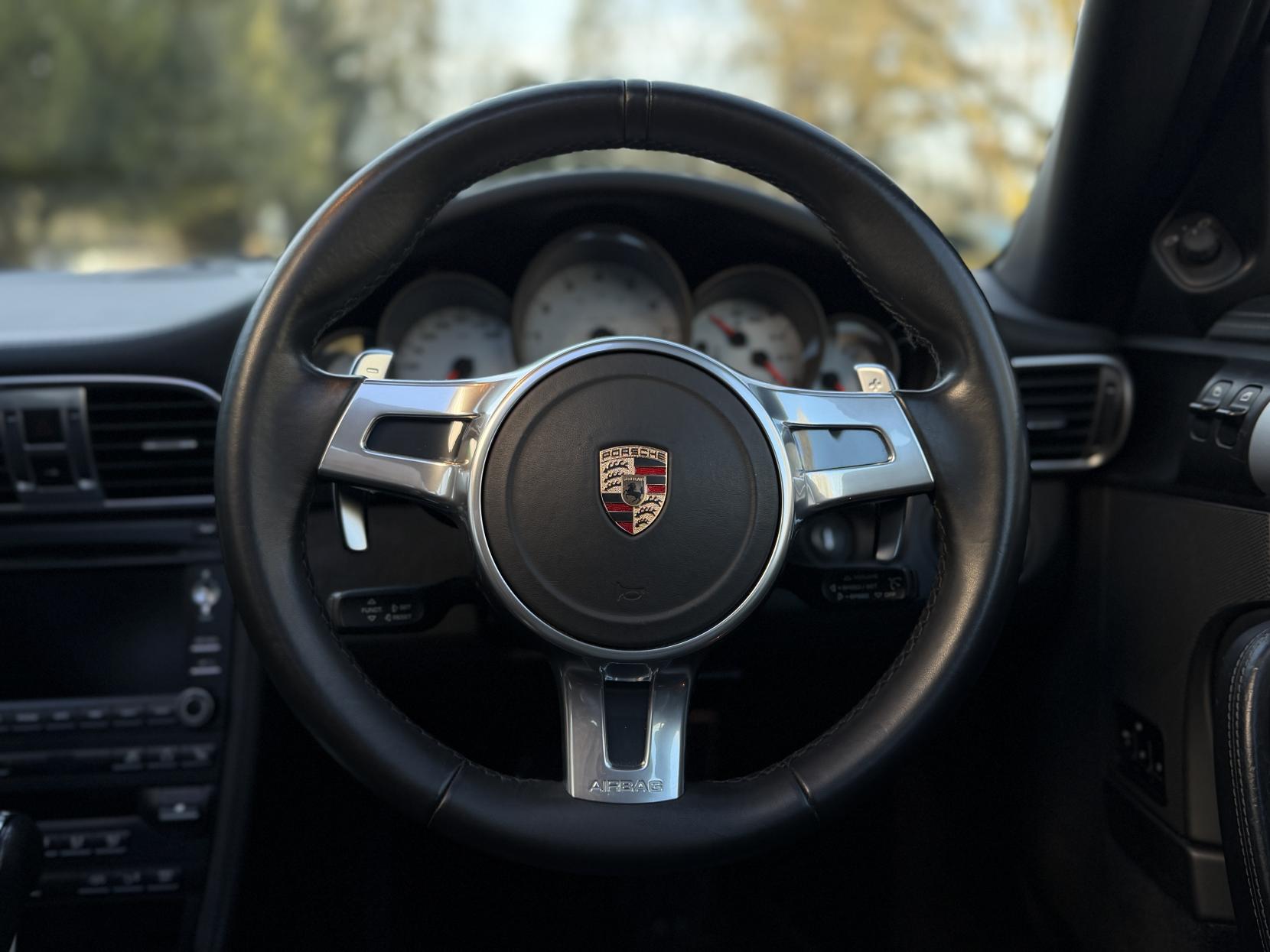 Porsche 911 3.8 997 Carrera S Coupe 2dr Petrol PDK (240 g/km, 385 bhp)