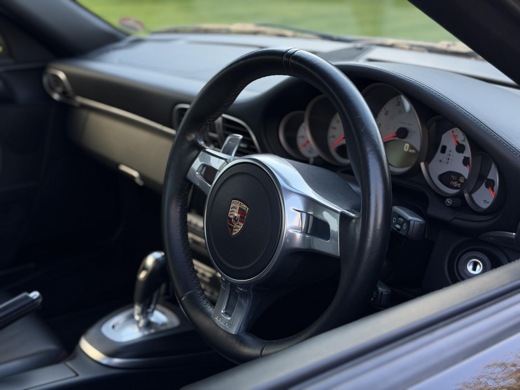 Porsche 911 3.8 997 Carrera S Coupe 2dr Petrol PDK (240 g/km, 385 bhp)