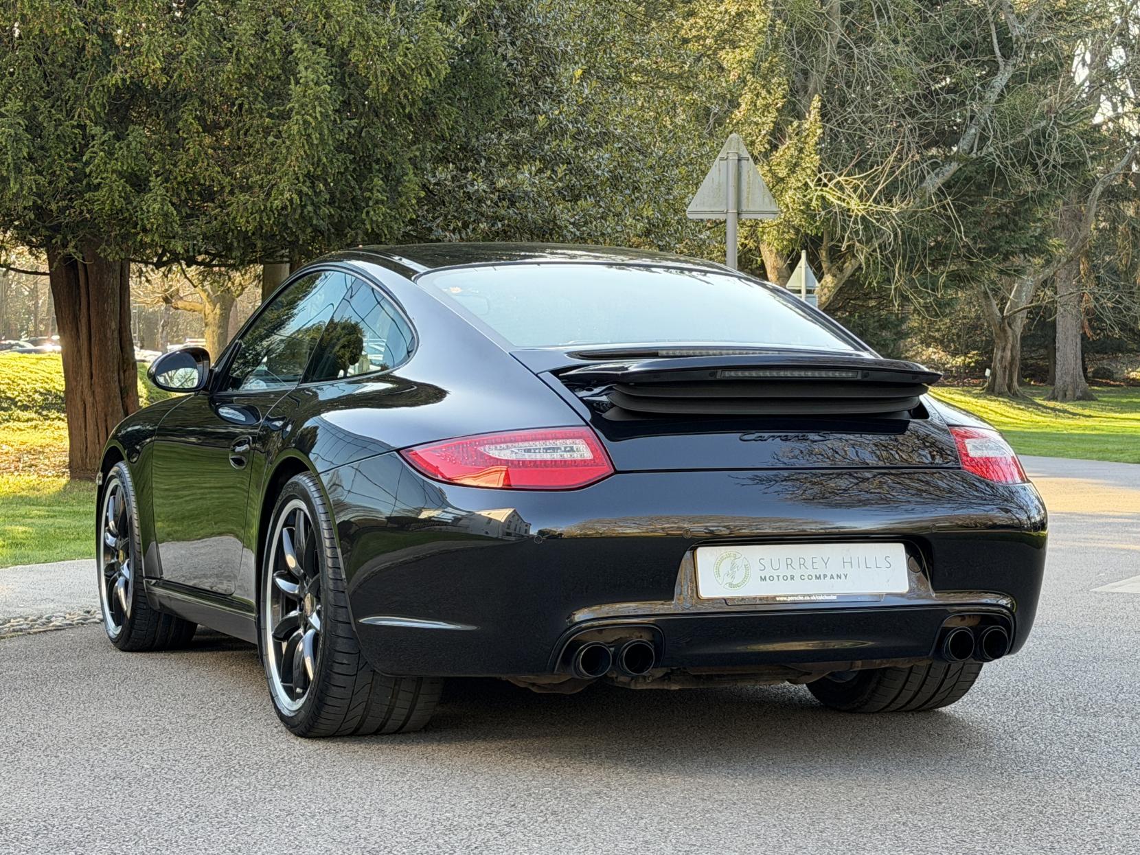 Porsche 911 3.8 997 Carrera S Coupe 2dr Petrol PDK (240 g/km, 385 bhp)