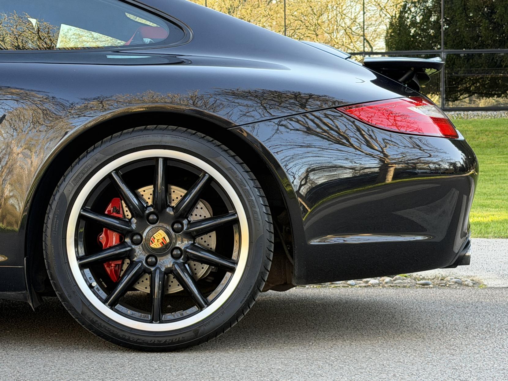 Porsche 911 3.8 997 Carrera S Coupe 2dr Petrol PDK (240 g/km, 385 bhp)