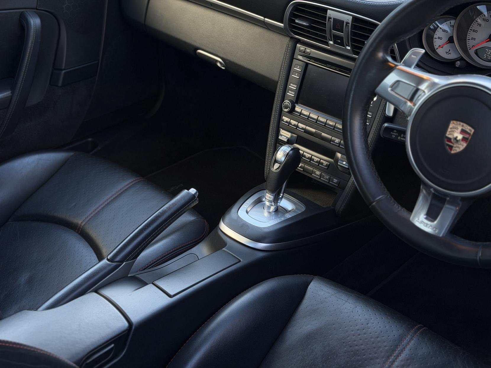 Porsche 911 3.8 997 Carrera S Coupe 2dr Petrol PDK (240 g/km, 385 bhp)