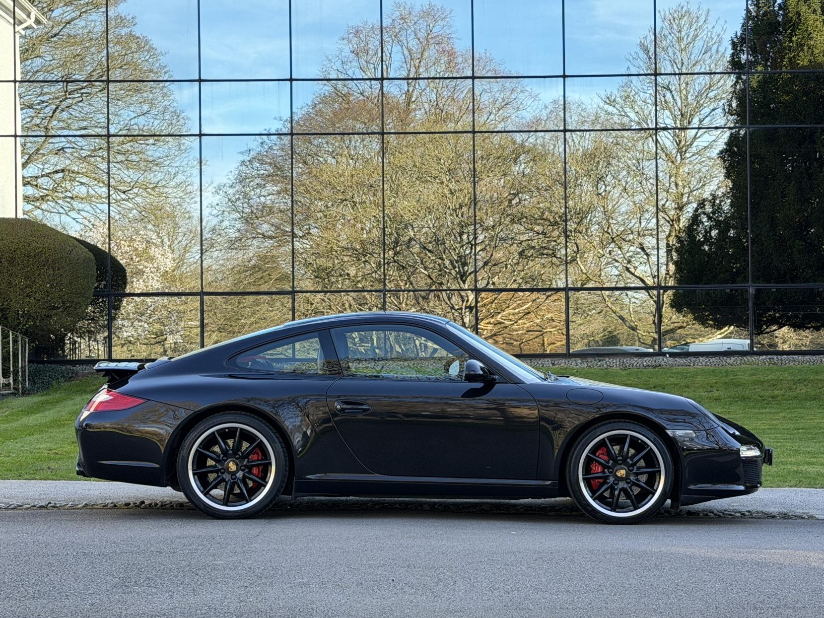 Porsche 911 3.8 997 Carrera S Coupe 2dr Petrol PDK (240 g/km, 385 bhp)