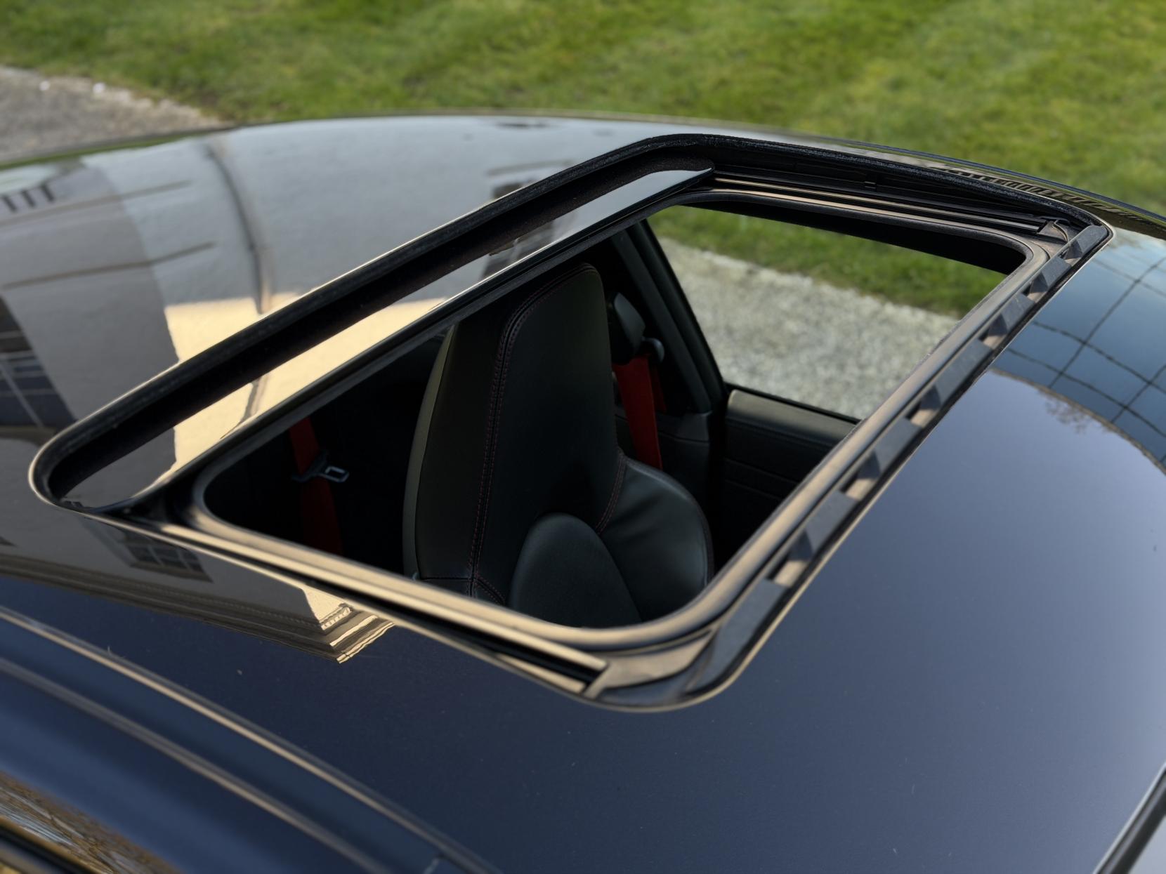 Porsche 911 3.8 997 Carrera S Coupe 2dr Petrol PDK (240 g/km, 385 bhp)