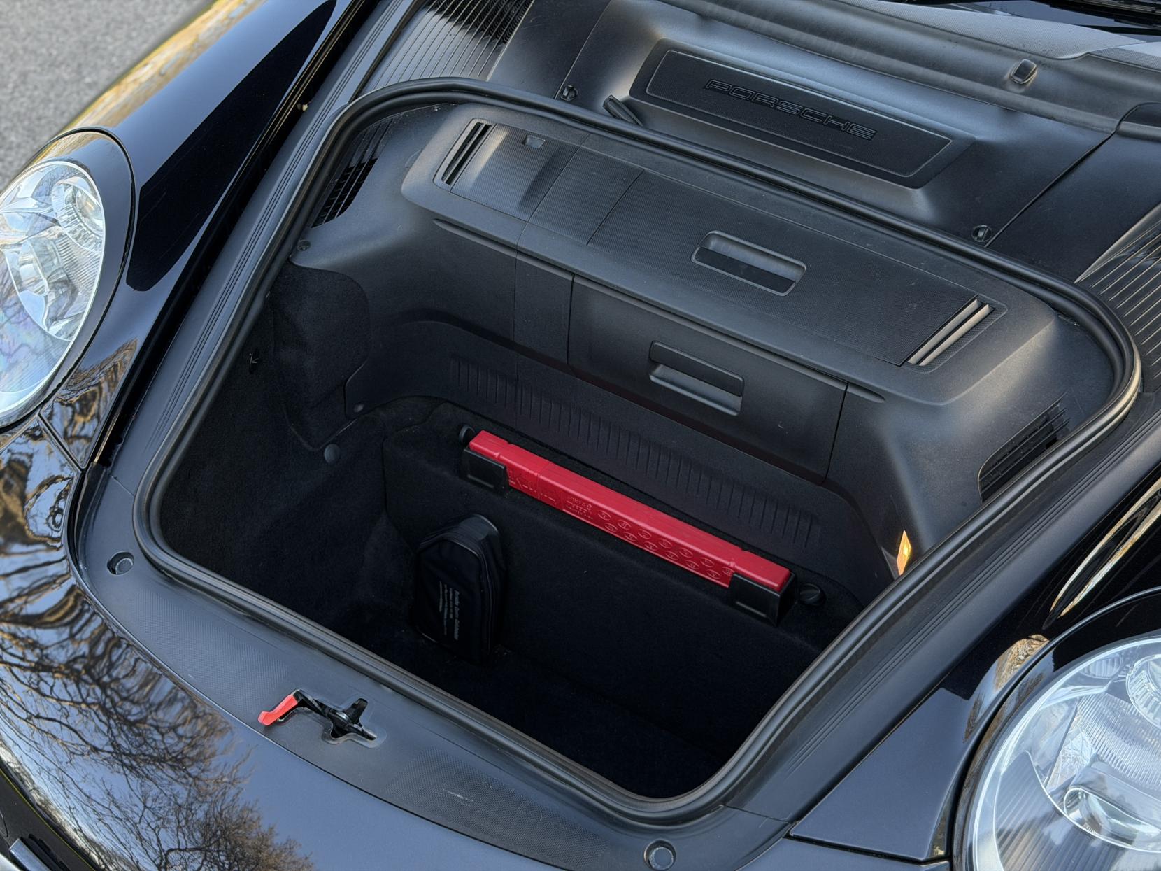 Porsche 911 3.8 997 Carrera S Coupe 2dr Petrol PDK (240 g/km, 385 bhp)