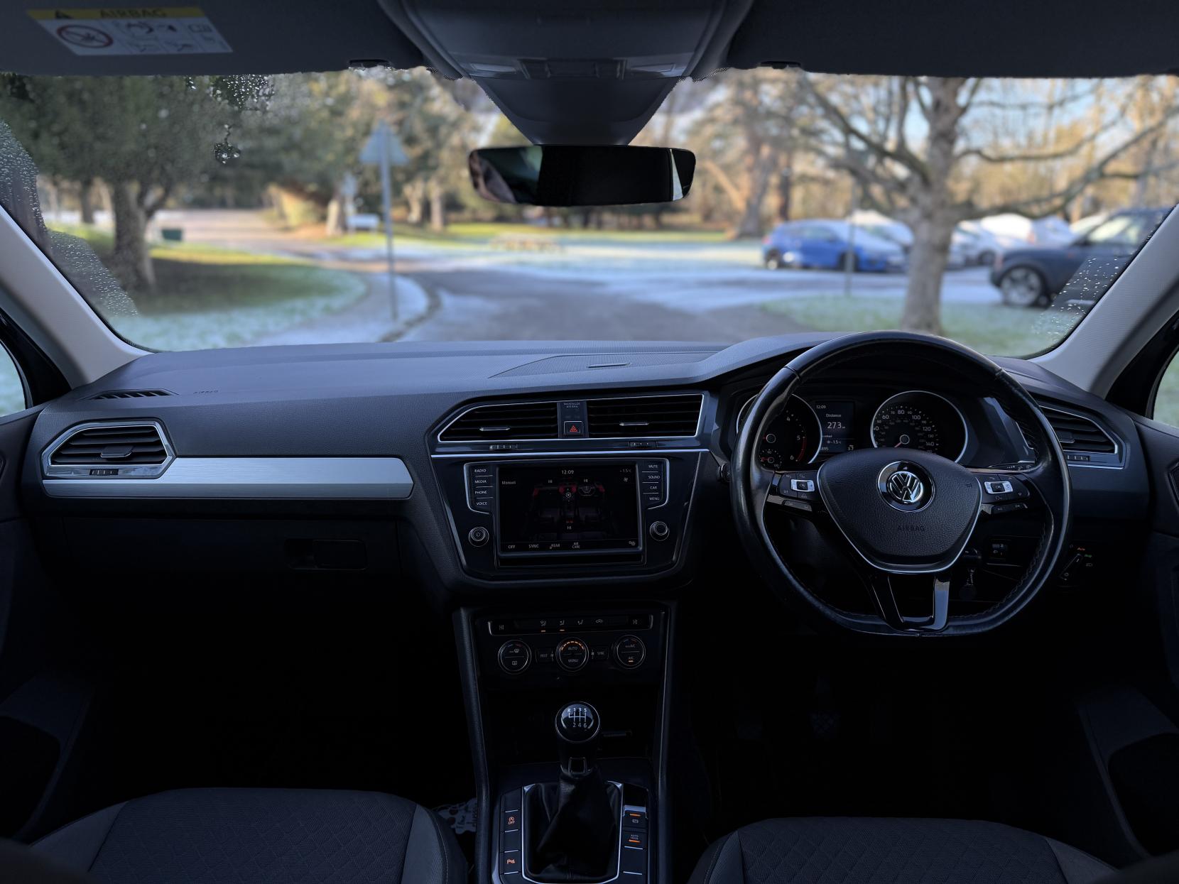 Volkswagen Tiguan 2.0 TDI BlueMotion Tech SE SUV 5dr Diesel Manual Euro 6 (s/s) (150 ps)