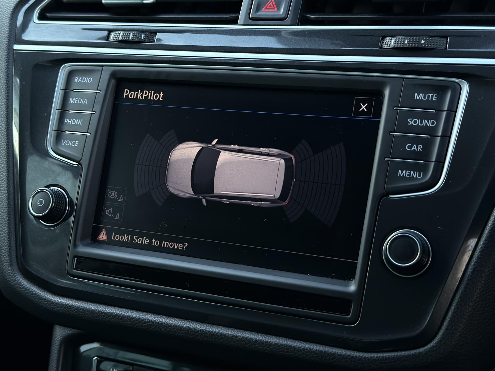 Volkswagen Tiguan 2.0 TDI BlueMotion Tech SE SUV 5dr Diesel Manual Euro 6 (s/s) (150 ps)