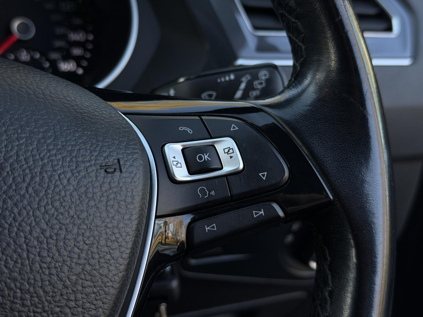 Volkswagen Tiguan 2.0 TDI BlueMotion Tech SE SUV 5dr Diesel Manual Euro 6 (s/s) (150 ps)