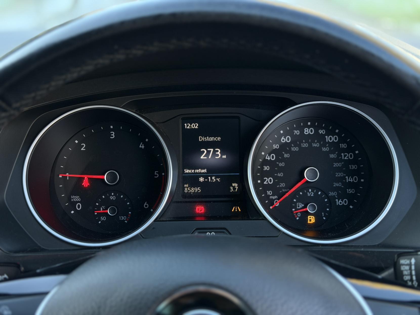 Volkswagen Tiguan 2.0 TDI BlueMotion Tech SE SUV 5dr Diesel Manual Euro 6 (s/s) (150 ps)