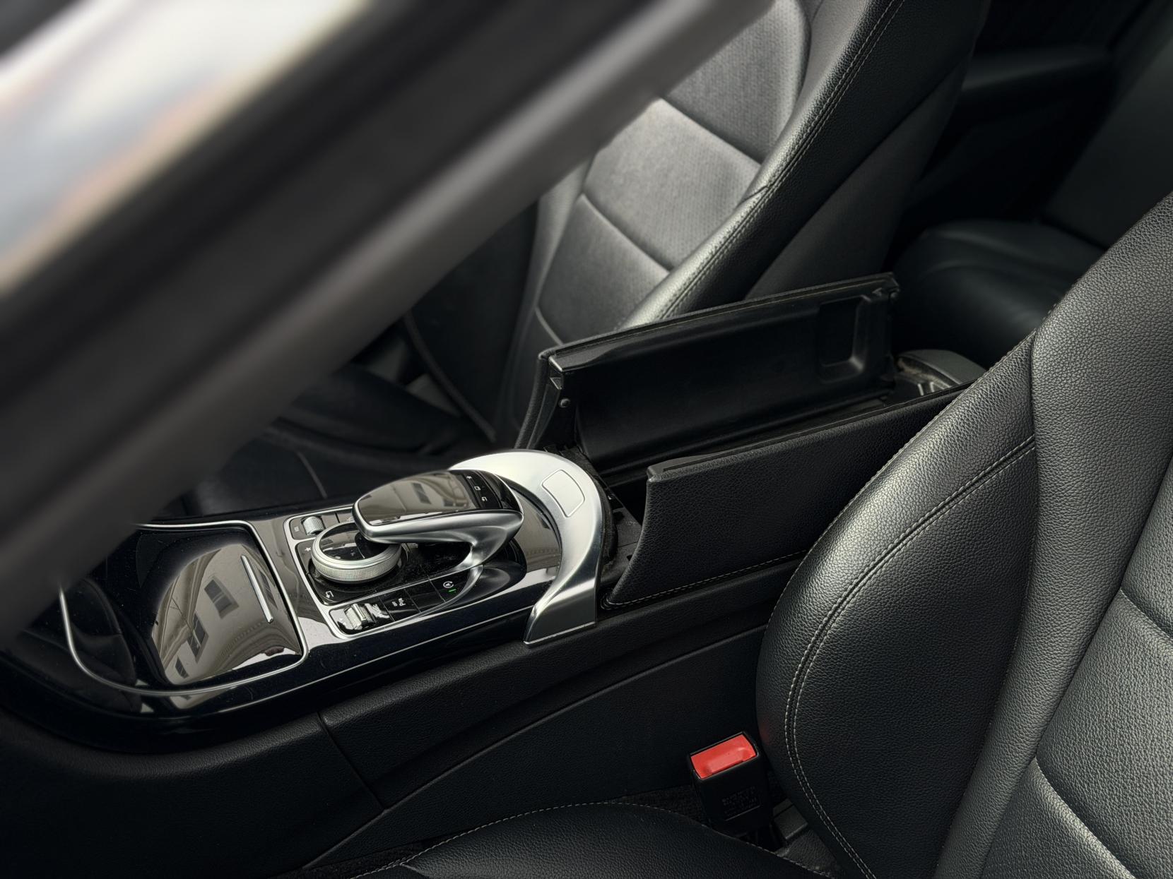 Mercedes-Benz C Class 2.0 C200 AMG Line Estate 5dr Petrol 7G-Tronic+ Euro 6 (s/s) (184 ps)