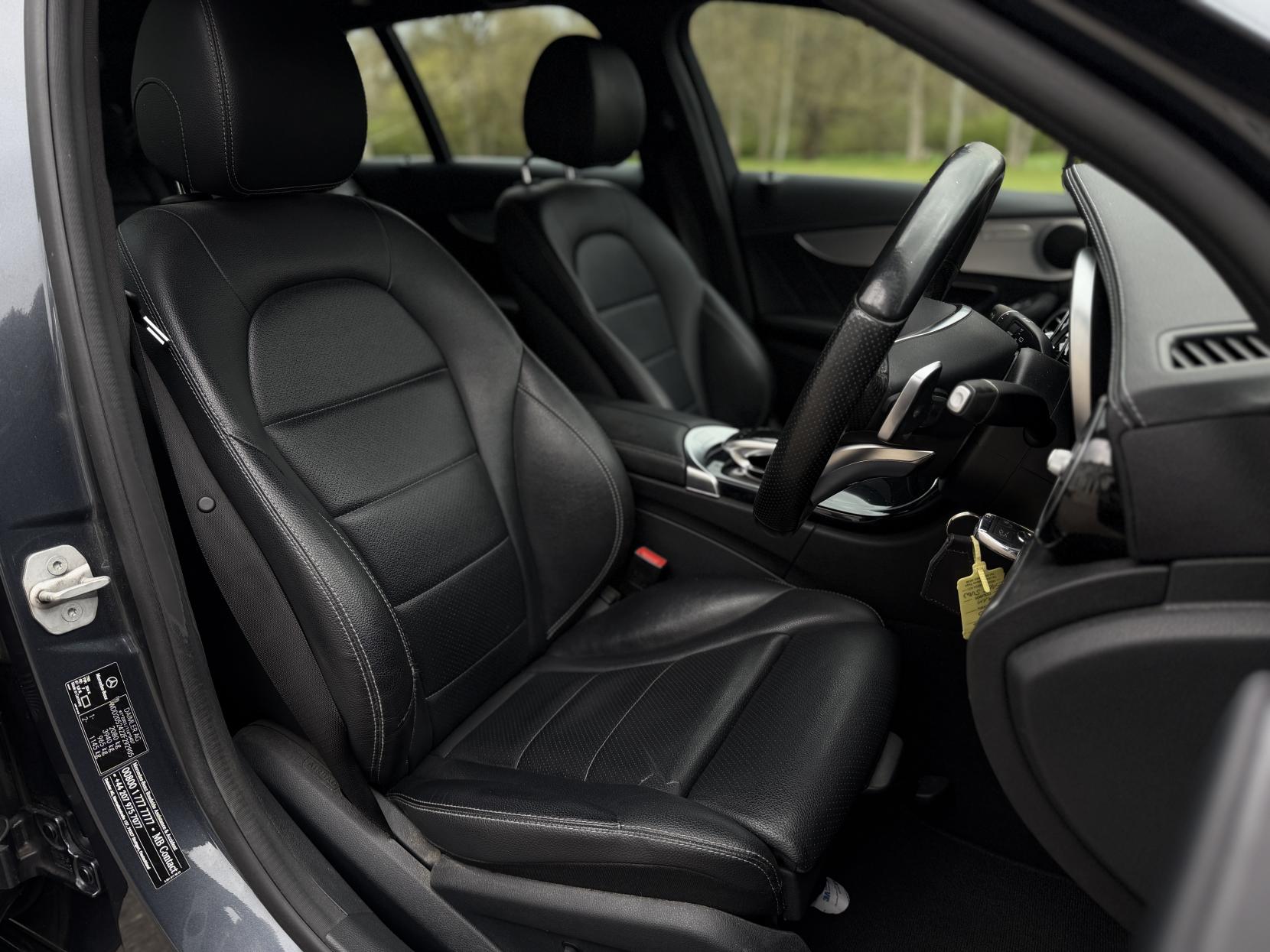 Mercedes-Benz C Class 2.0 C200 AMG Line Estate 5dr Petrol 7G-Tronic+ Euro 6 (s/s) (184 ps)