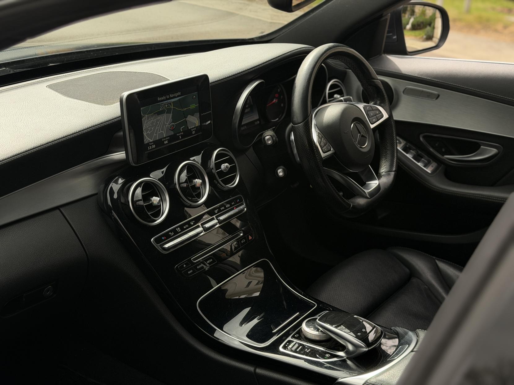 Mercedes-Benz C Class 2.0 C200 AMG Line Estate 5dr Petrol 7G-Tronic+ Euro 6 (s/s) (184 ps)