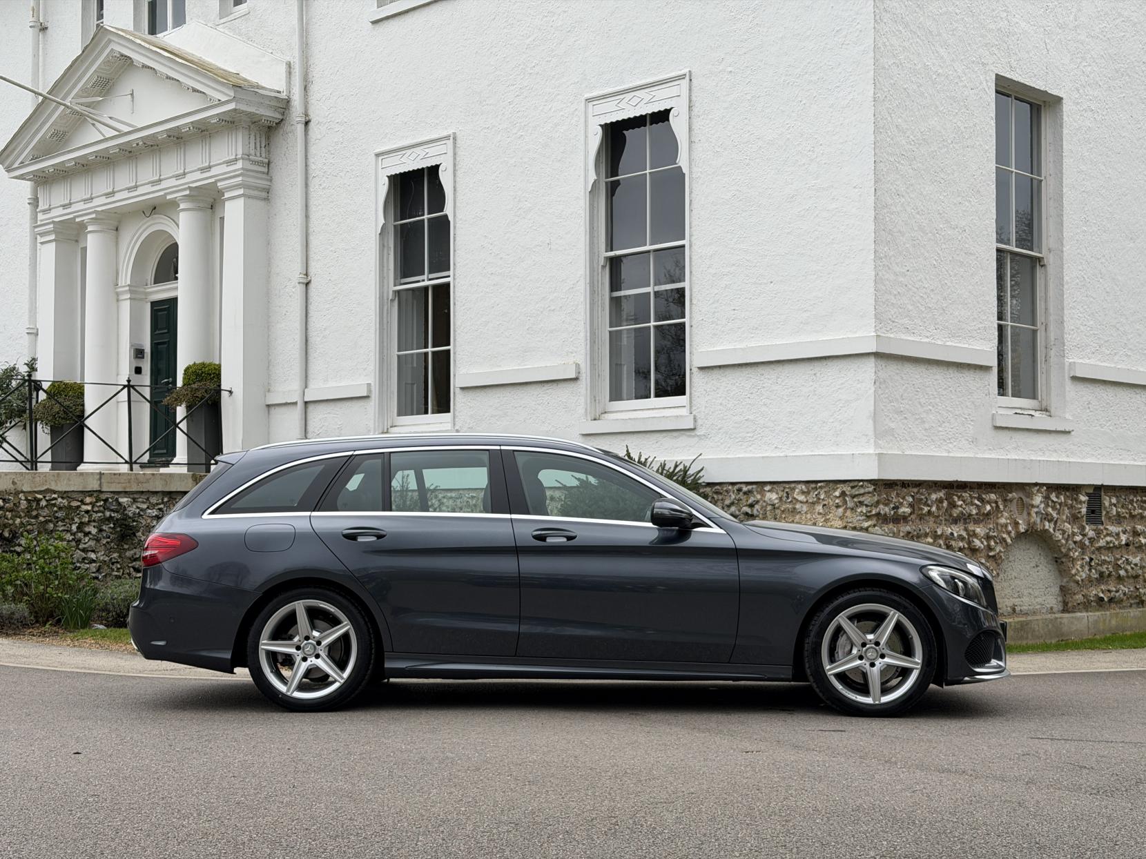 Mercedes-Benz C Class 2.0 C200 AMG Line Estate 5dr Petrol 7G-Tronic+ Euro 6 (s/s) (184 ps)