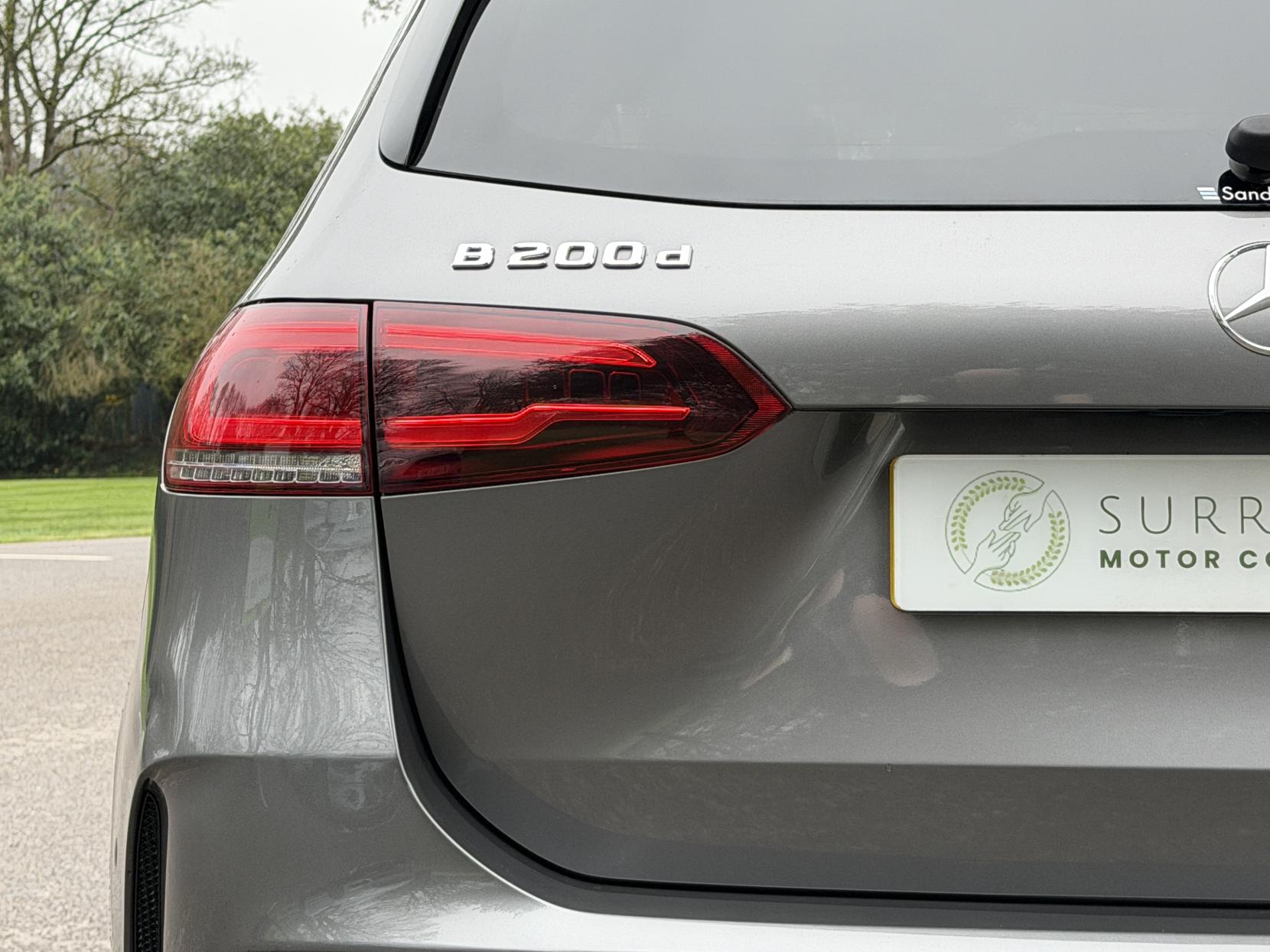 Mercedes-Benz B Class 2.0 B200d AMG Line Edition (Executive) MPV 5dr Diesel 8G-DCT Euro 6 (s/s) (150 ps)