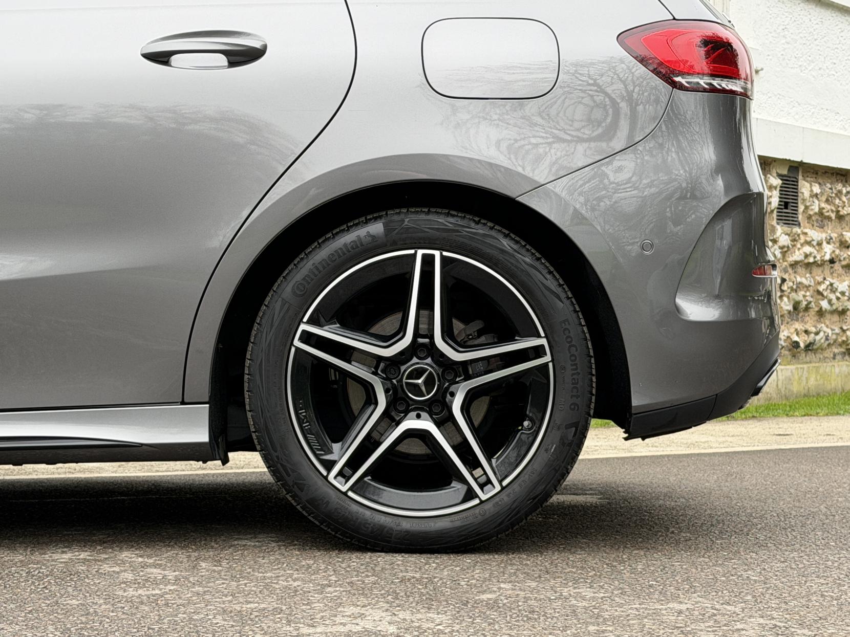 Mercedes-Benz B Class 2.0 B200d AMG Line Edition (Executive) MPV 5dr Diesel 8G-DCT Euro 6 (s/s) (150 ps)