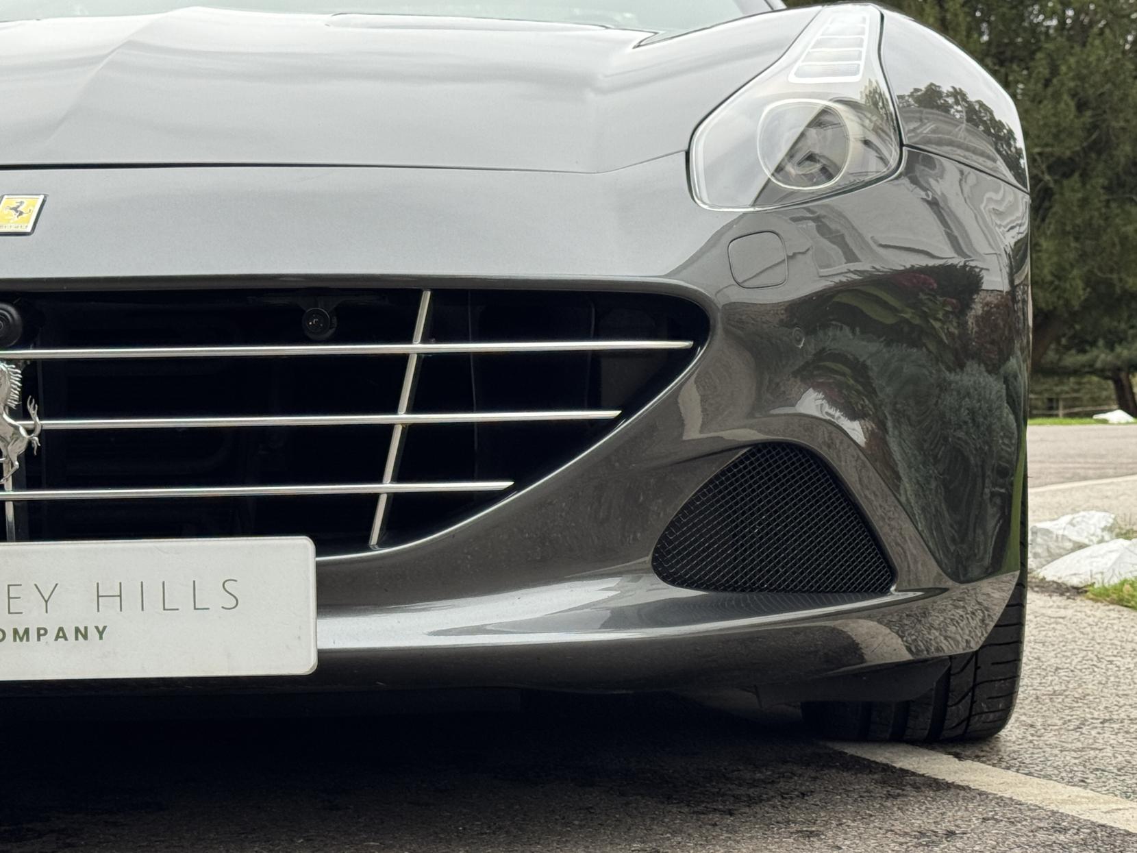 Ferrari California 3.8 V8 T Convertible 2dr Petrol F1 DCT Euro 6 (s/s) (560 ps)