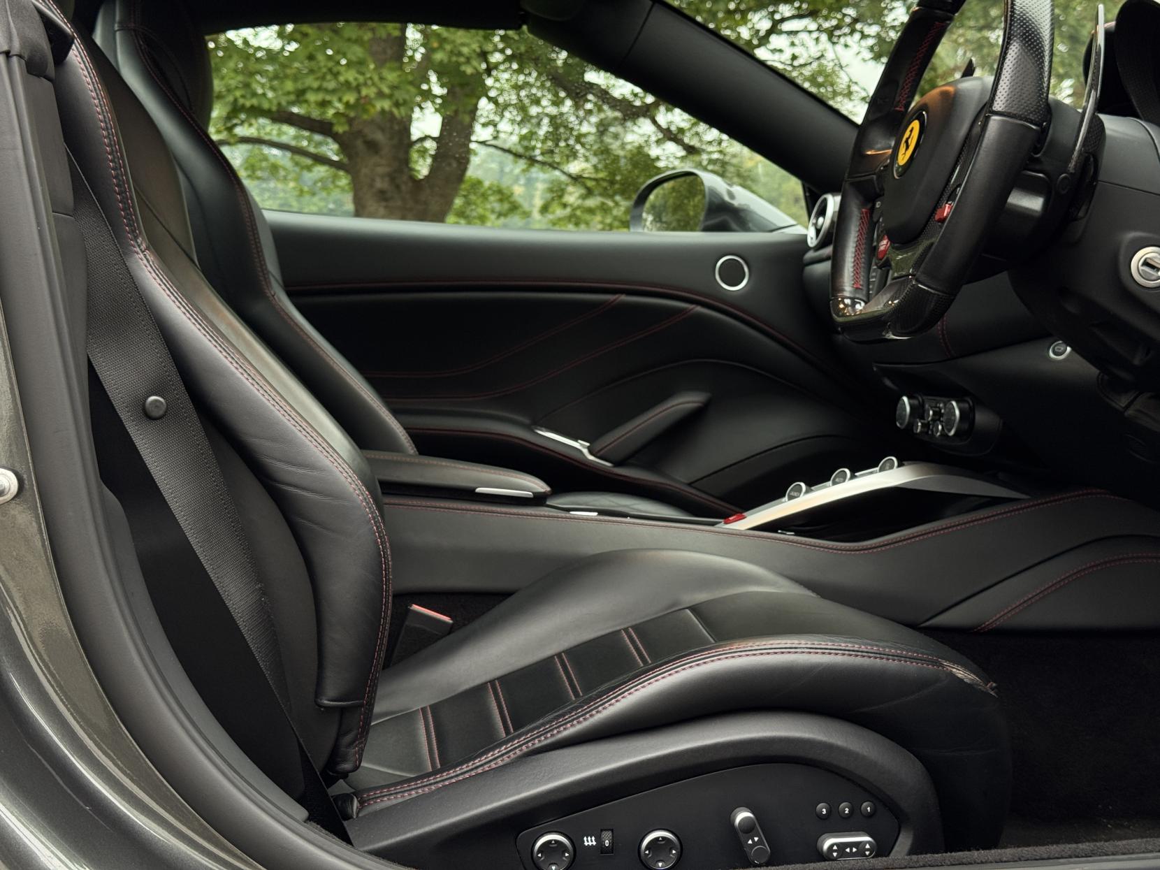 Ferrari California 3.8 V8 T Convertible 2dr Petrol F1 DCT Euro 6 (s/s) (560 ps)